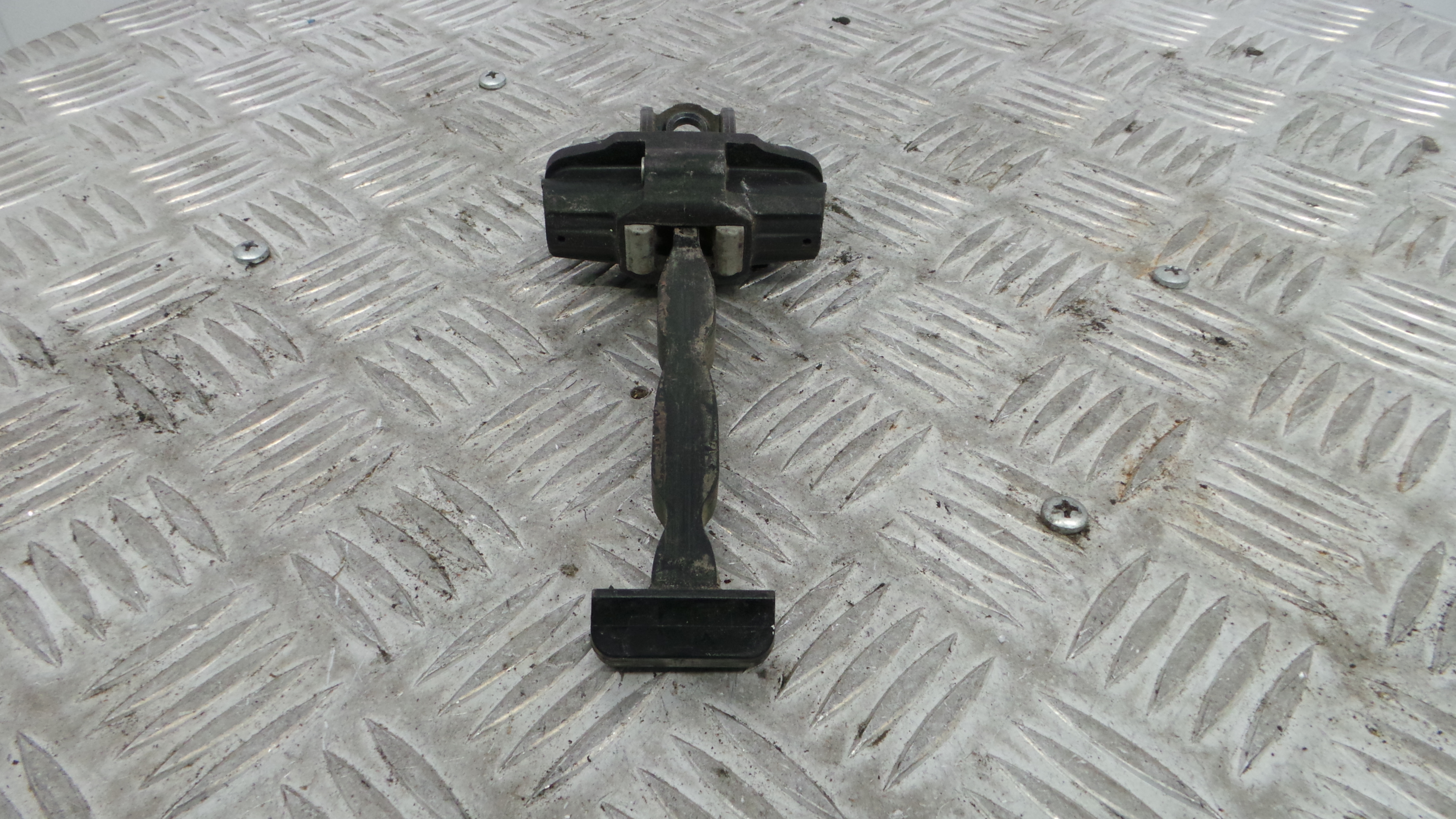 Esticador / Limitador de porta 8A6A-A27200-AG - FORD FIESTA VI (CB1, CCN)-33645294