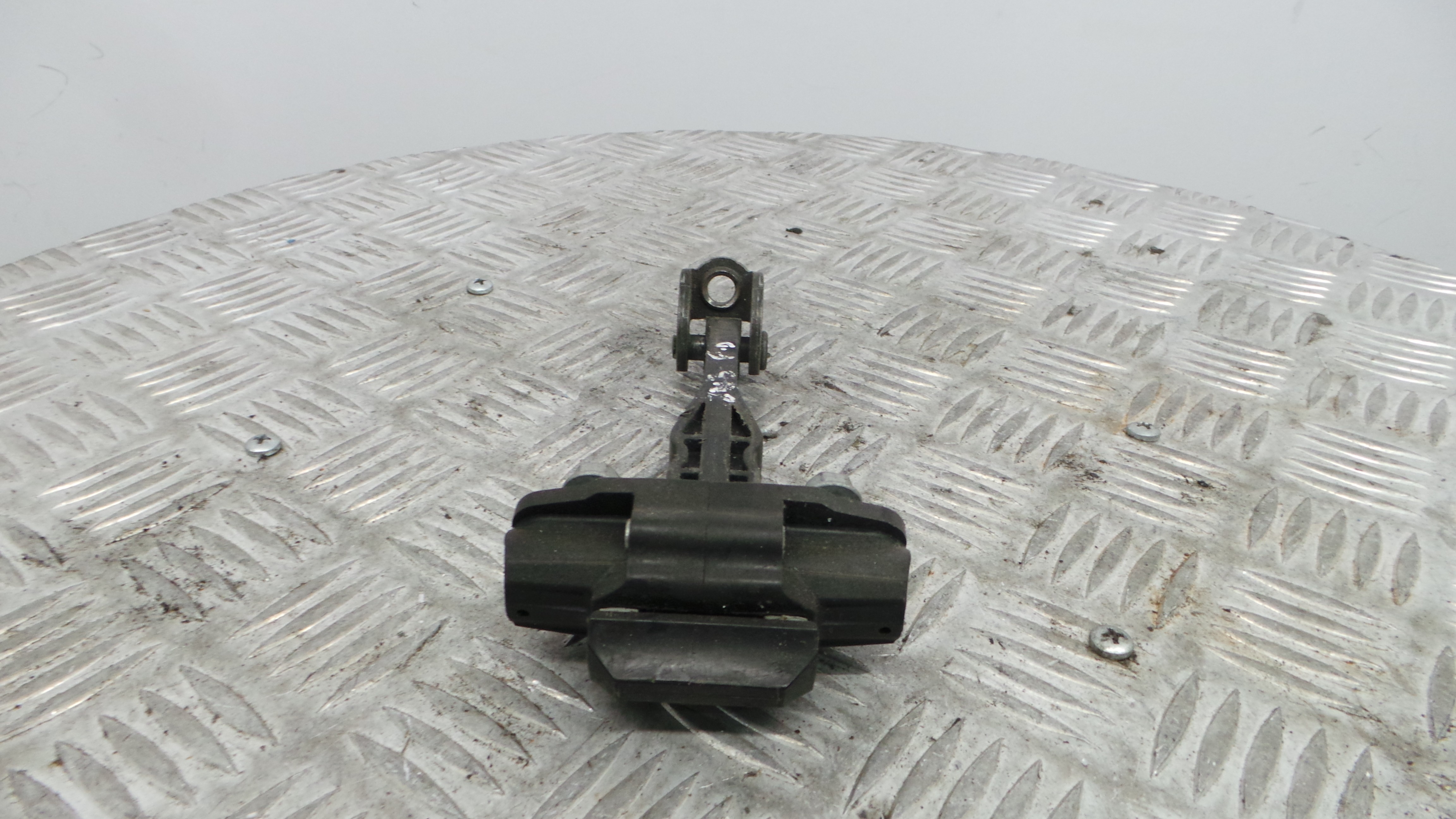 Esticador / Limitador de porta AV11-B23500-AA - FORD FIESTA VI (CB1, CCN)-33645297 Esticador / Limitador de porta AV11-B23500-AA - FORD FIESTA VI (CB1, CCN)-33645297