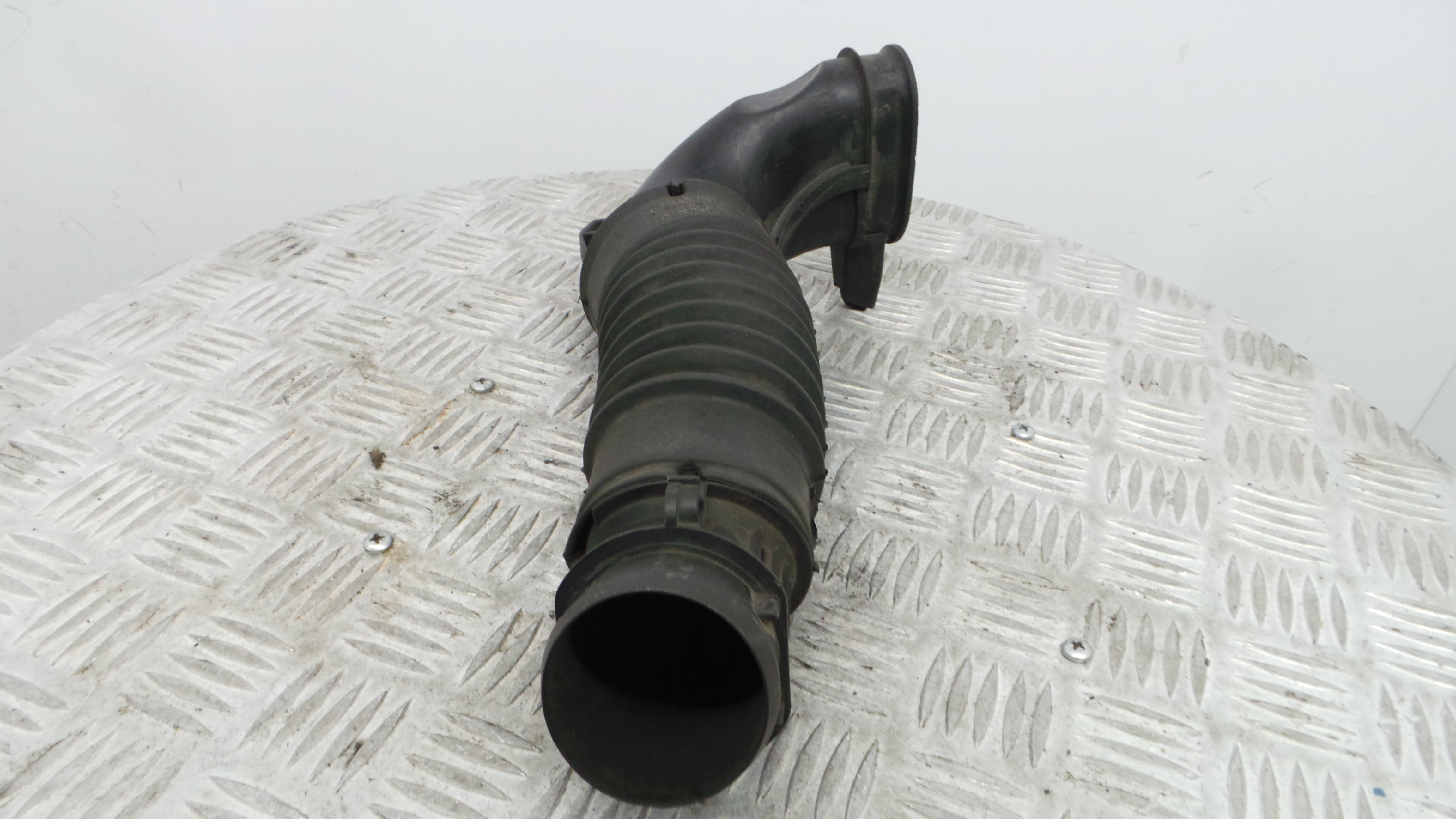 Tubo Caixa Filtro Ar 2S61-9A673-EC - FORD FIESTA V (JH_, JD_)-33645411