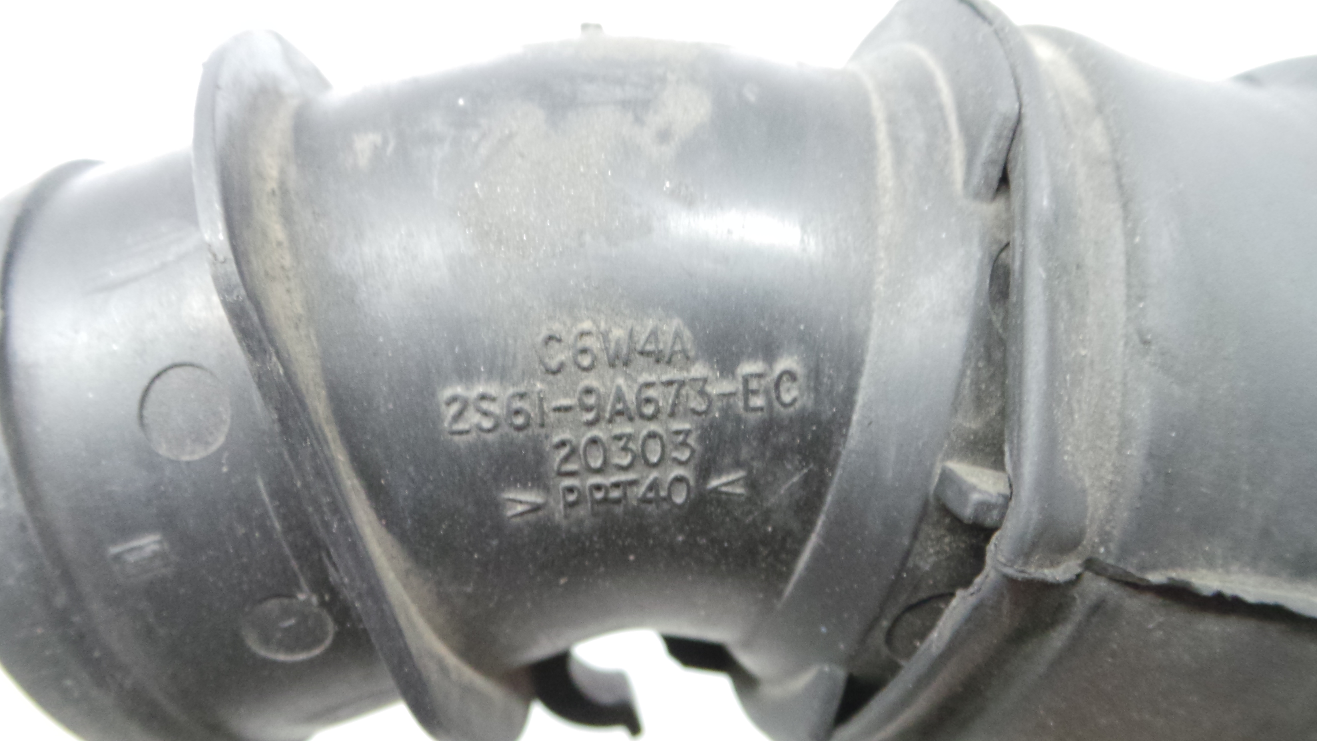 Tubo Caixa Filtro Ar 2S61-9A673-EC - FORD FIESTA V (JH_, JD_)-33645411