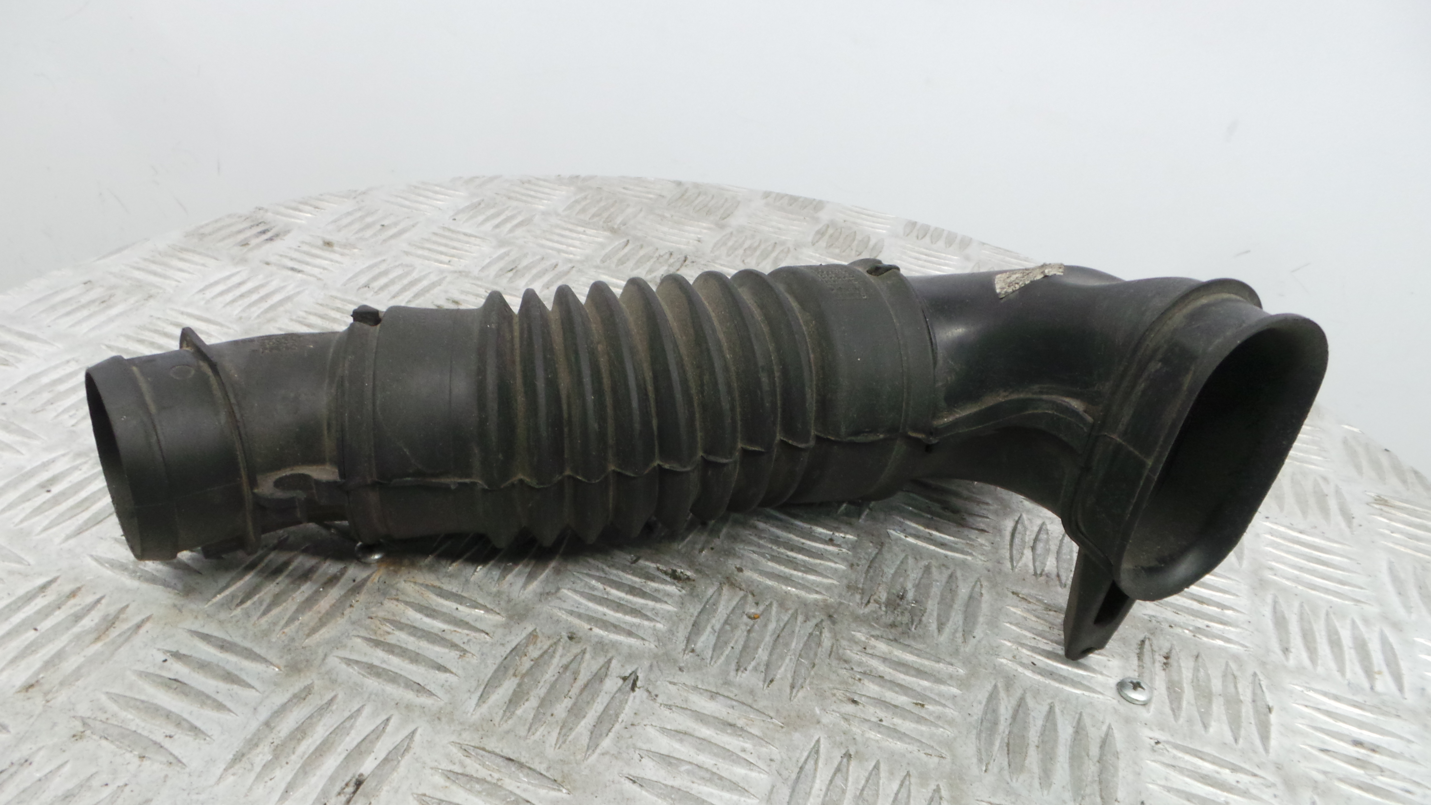 Tubo Caixa Filtro Ar 2S61-9A673-EC - FORD FIESTA V (JH_, JD_)-33645422