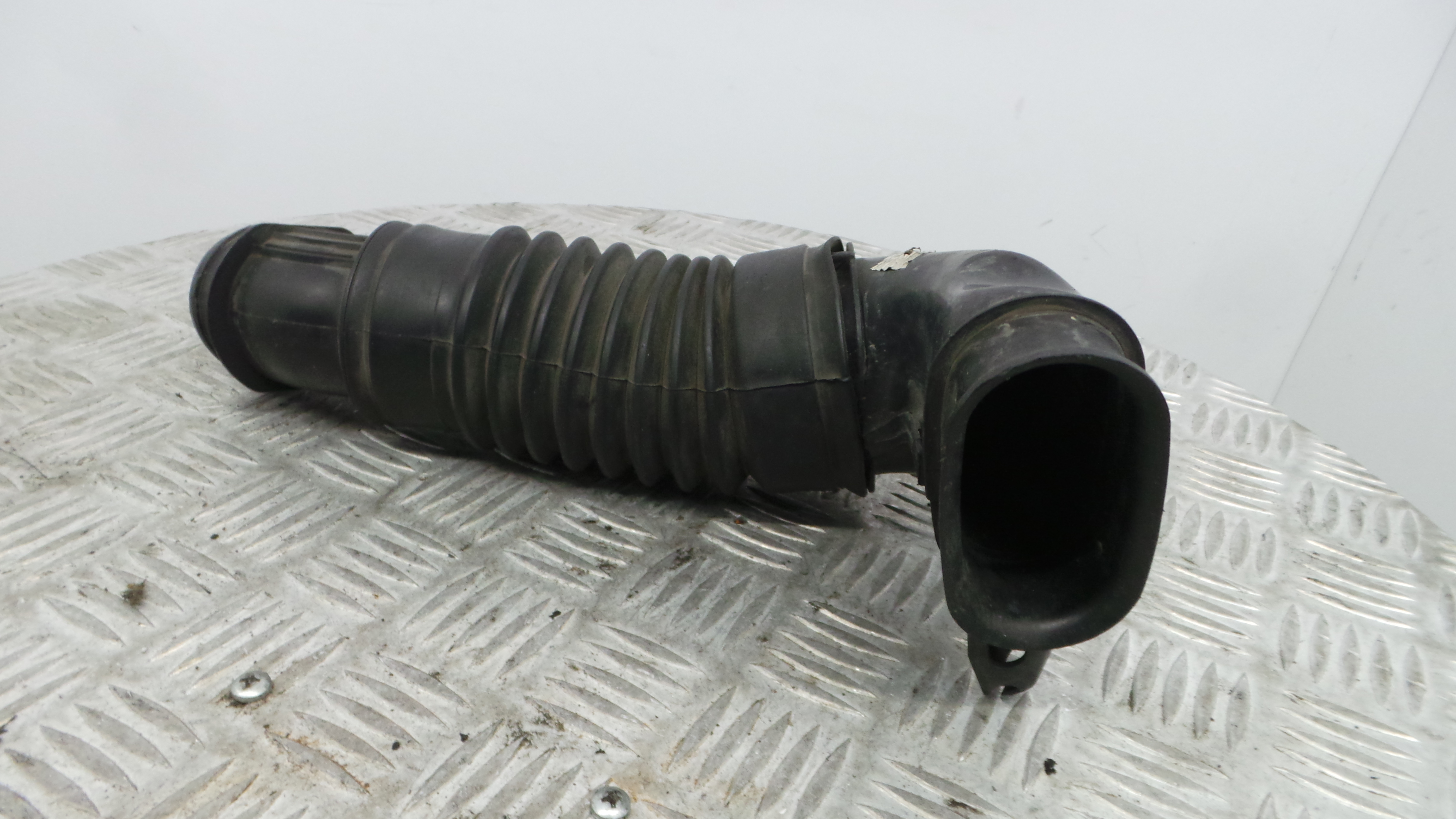 Tubo Caixa Filtro Ar 2S61-9A673-EC - FORD FIESTA V (JH_, JD_)-33645631