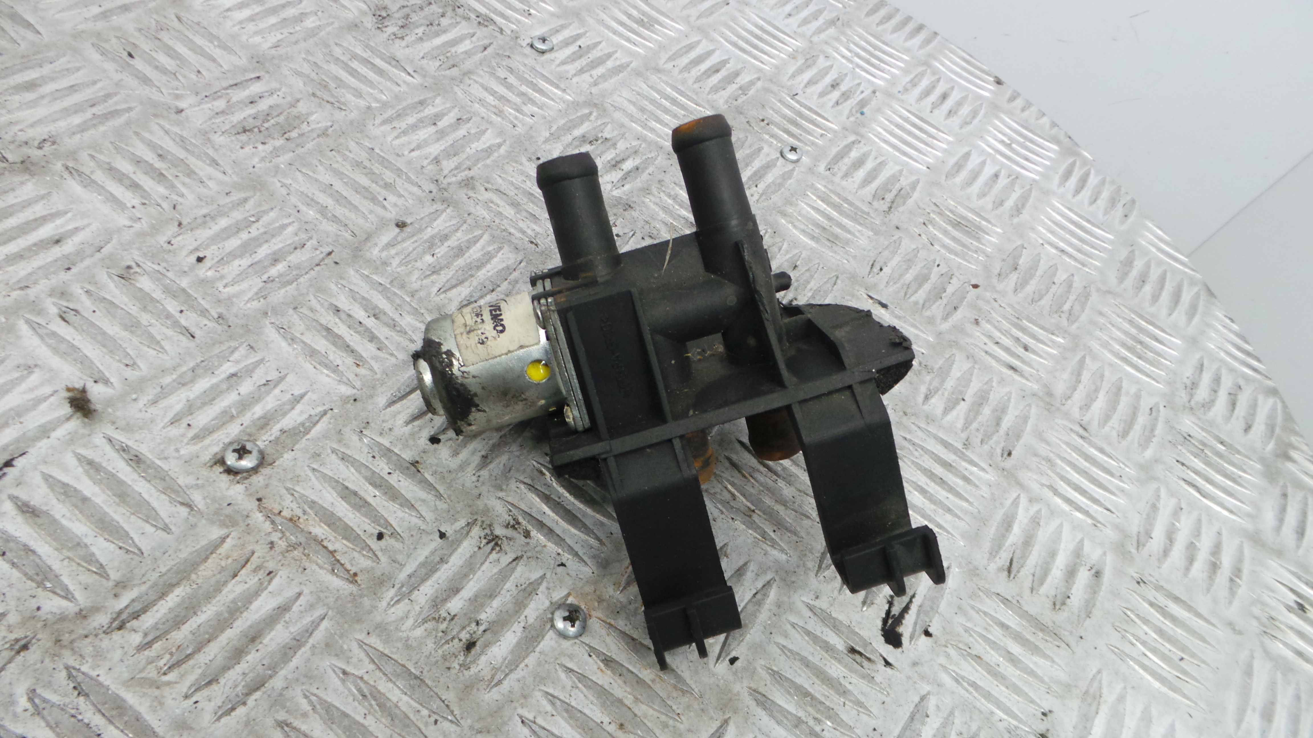 Torneira da Chauffage V25770022 - FORD FIESTA IV (JA_, JB_), FIESTA Mk IV (JA_, JB_)-33645654