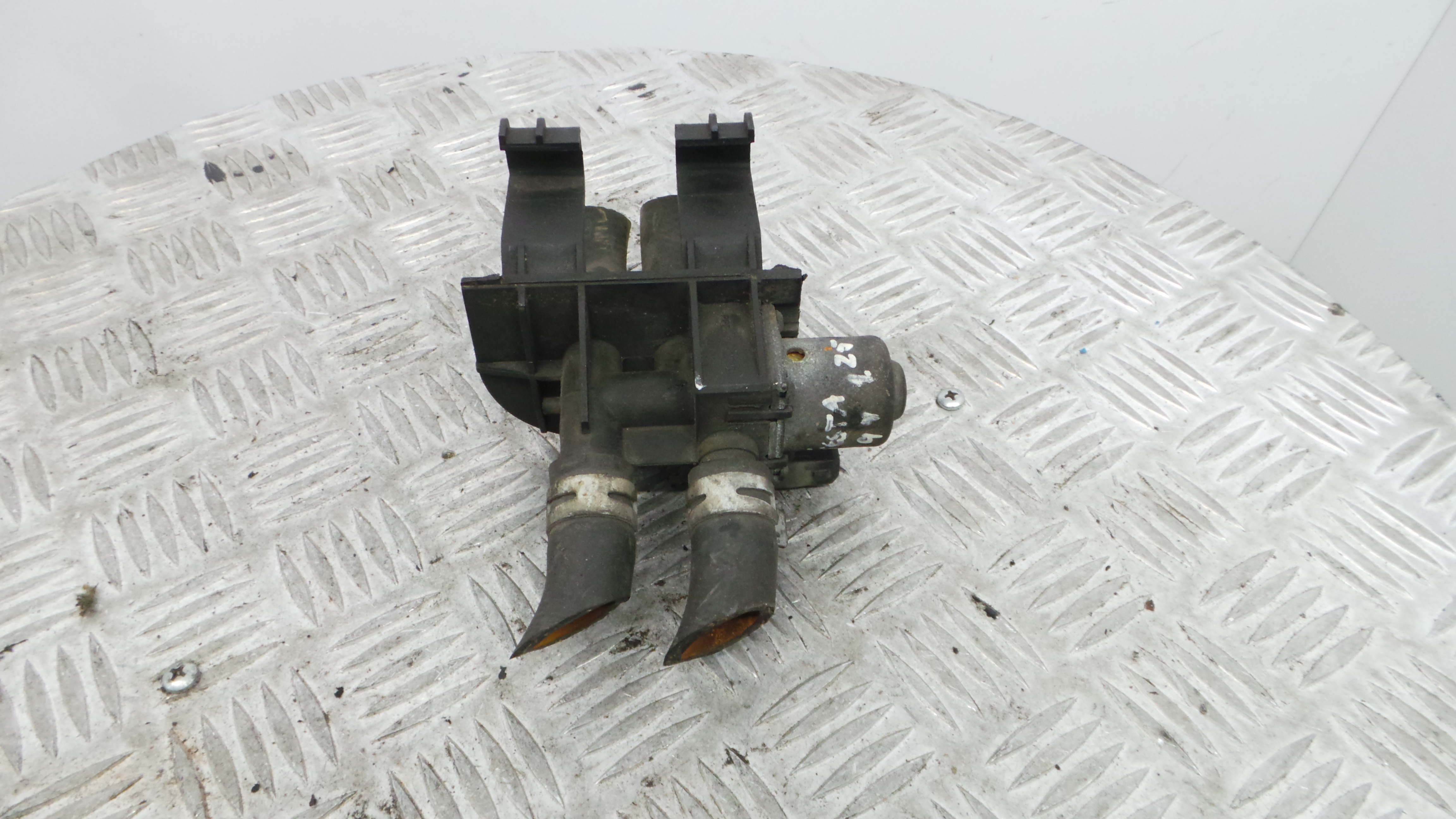 Torneira da Chauffage 98FU-18495-AB - FORD FIESTA IV (JA_, JB_), FIESTA Mk IV (JA_, JB_)-33645658