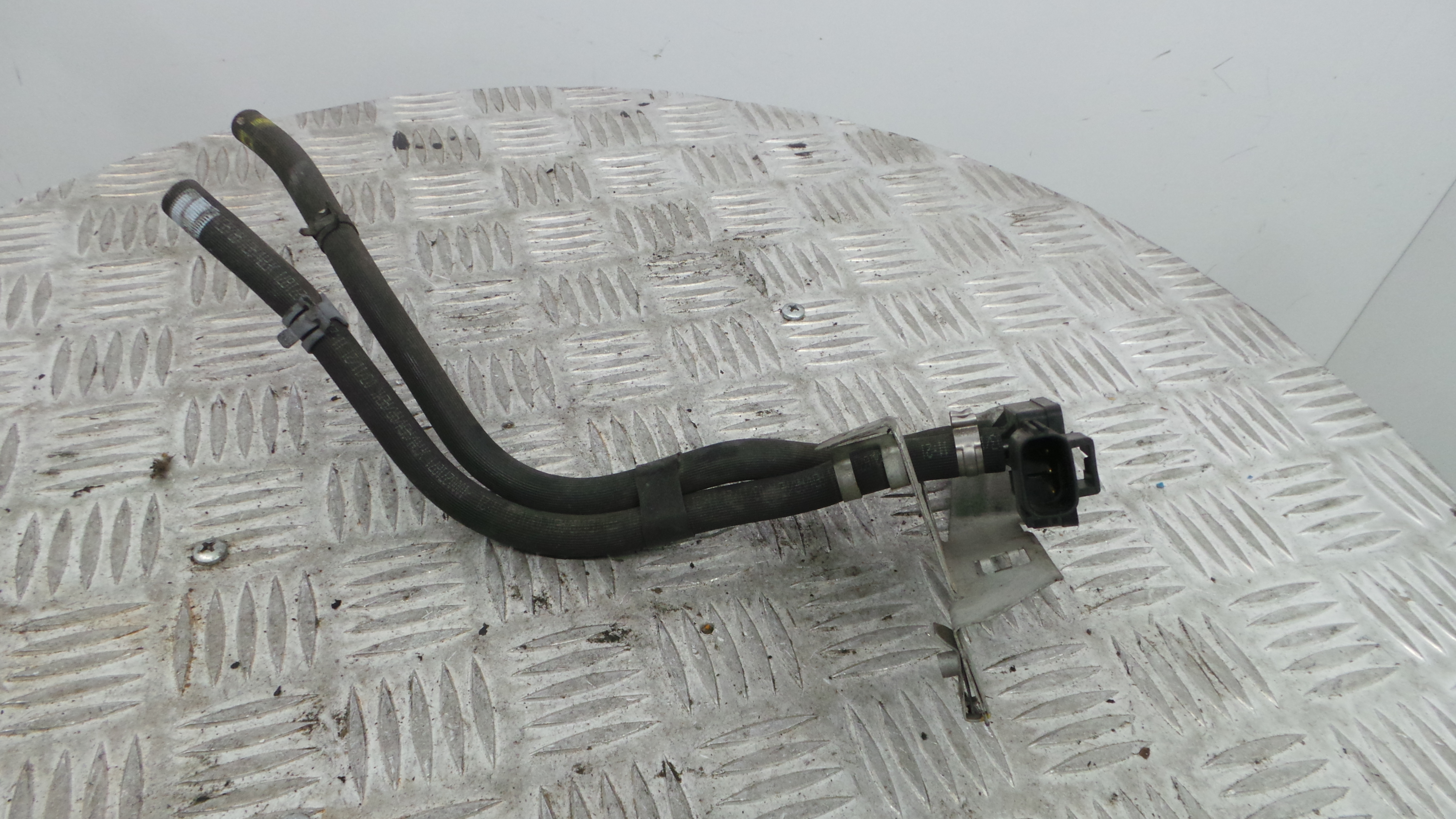 Sensor Pressão Dos Gases De Escape 6G9N-5L200-AB - FORD FIESTA VI (CB1, CCN)-33645664
