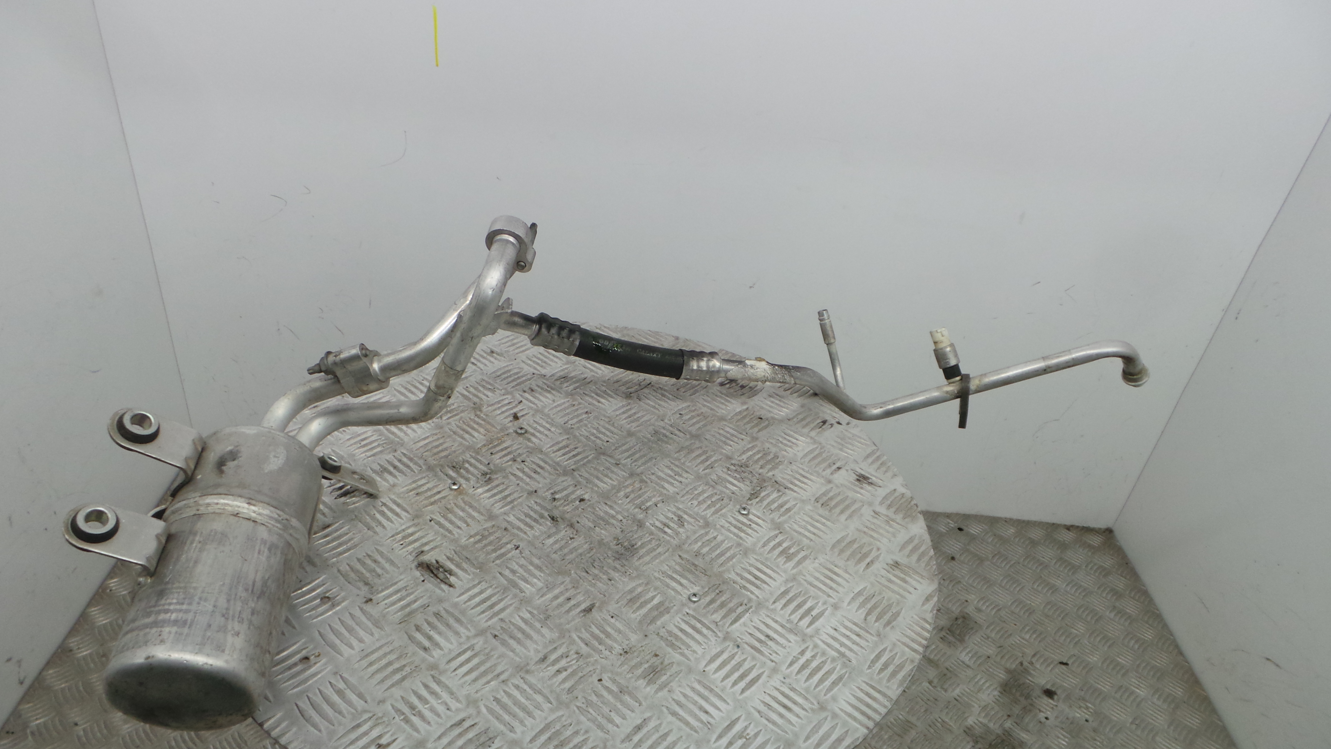 Tubo Ar Condicionado  - FORD FOCUS II (DA_, HCP, DP)-33645708