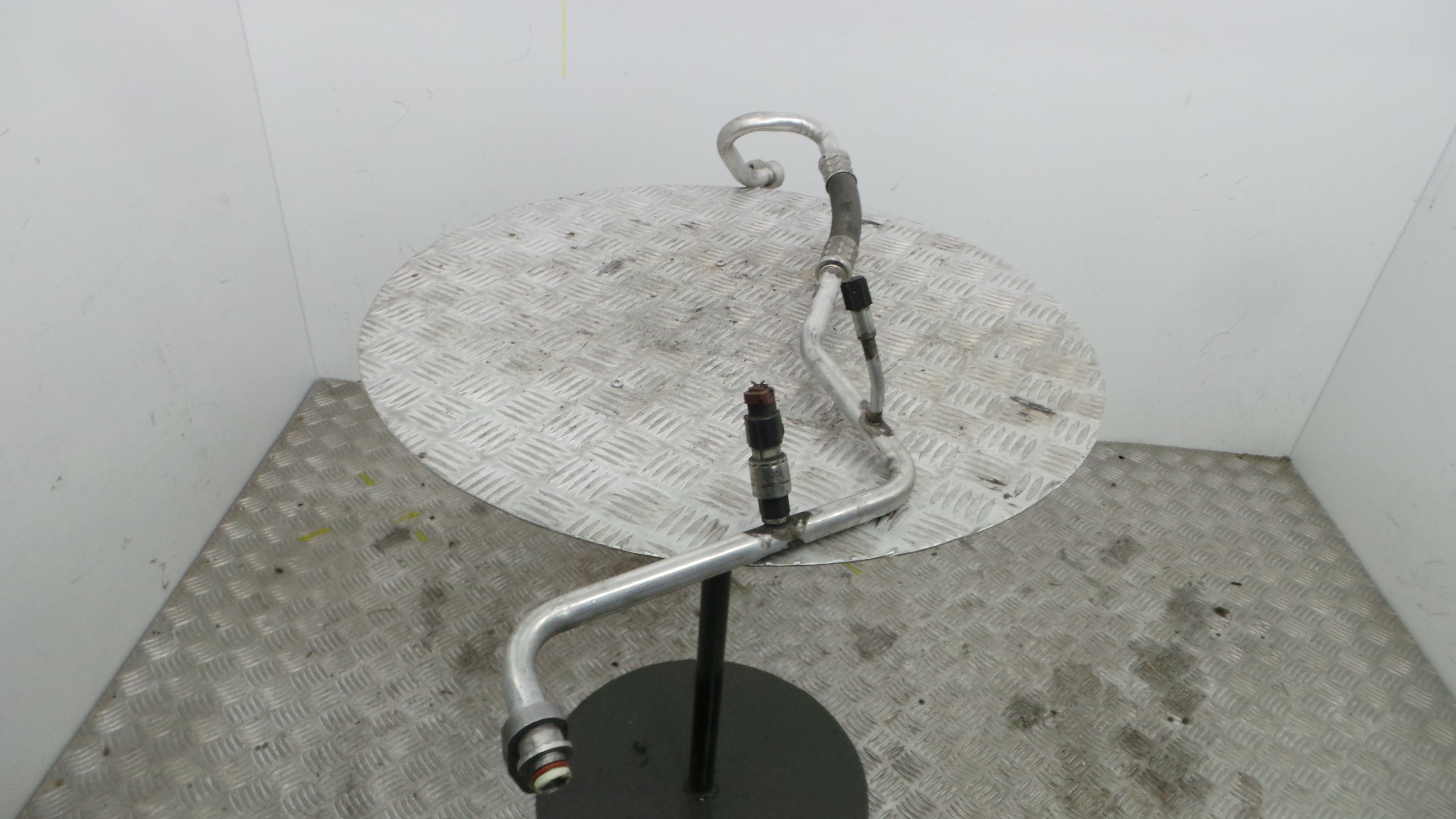 Tubo Ar Condicionado  - FORD FOCUS II (DA_, HCP, DP)-33645736