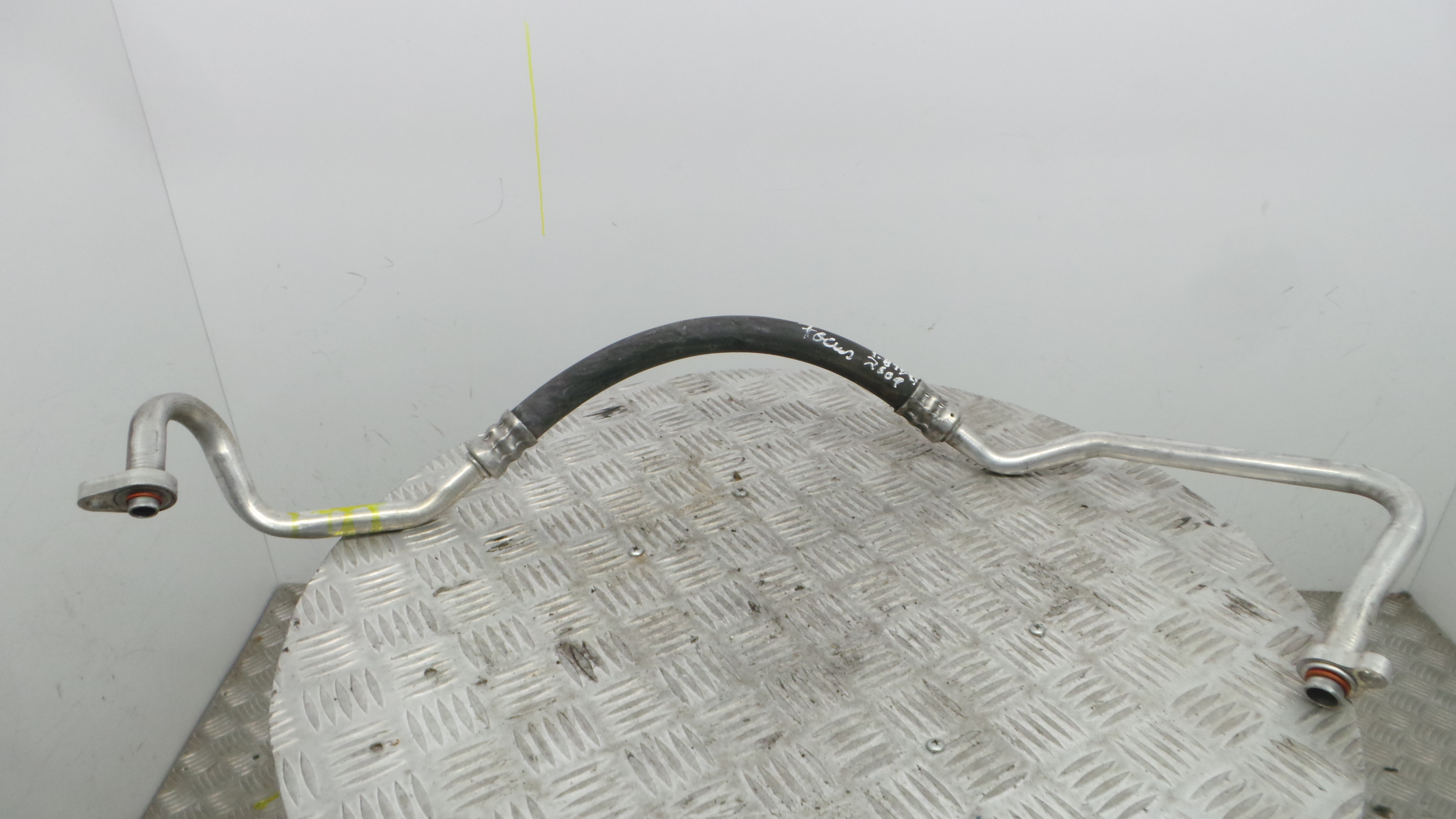 Tubo Ar Condicionado  - FORD FOCUS II (DA_, HCP, DP)-33645740