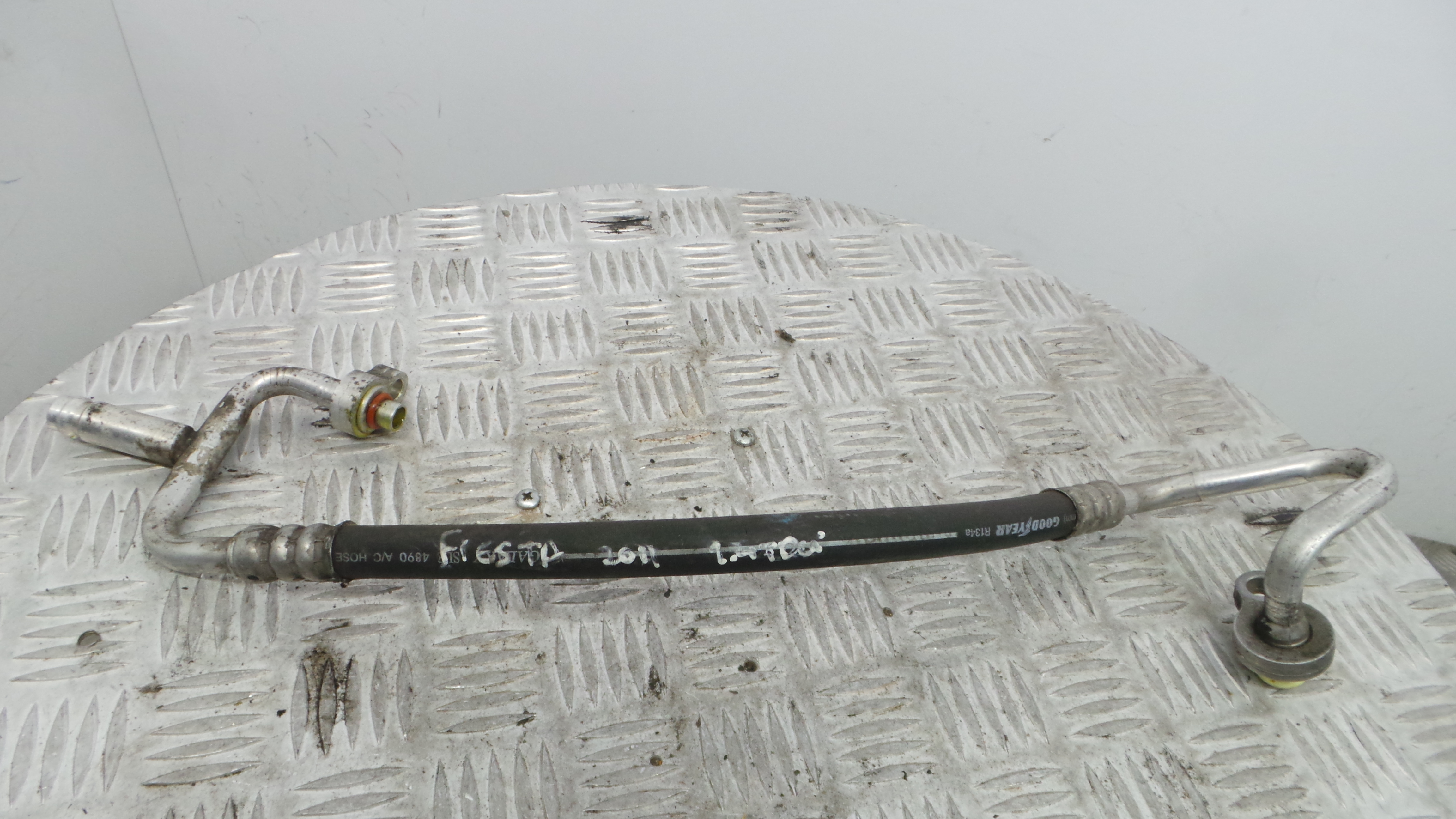 Tubo Ar Condicionado  - FORD FIESTA VI (CB1, CCN)-33645845