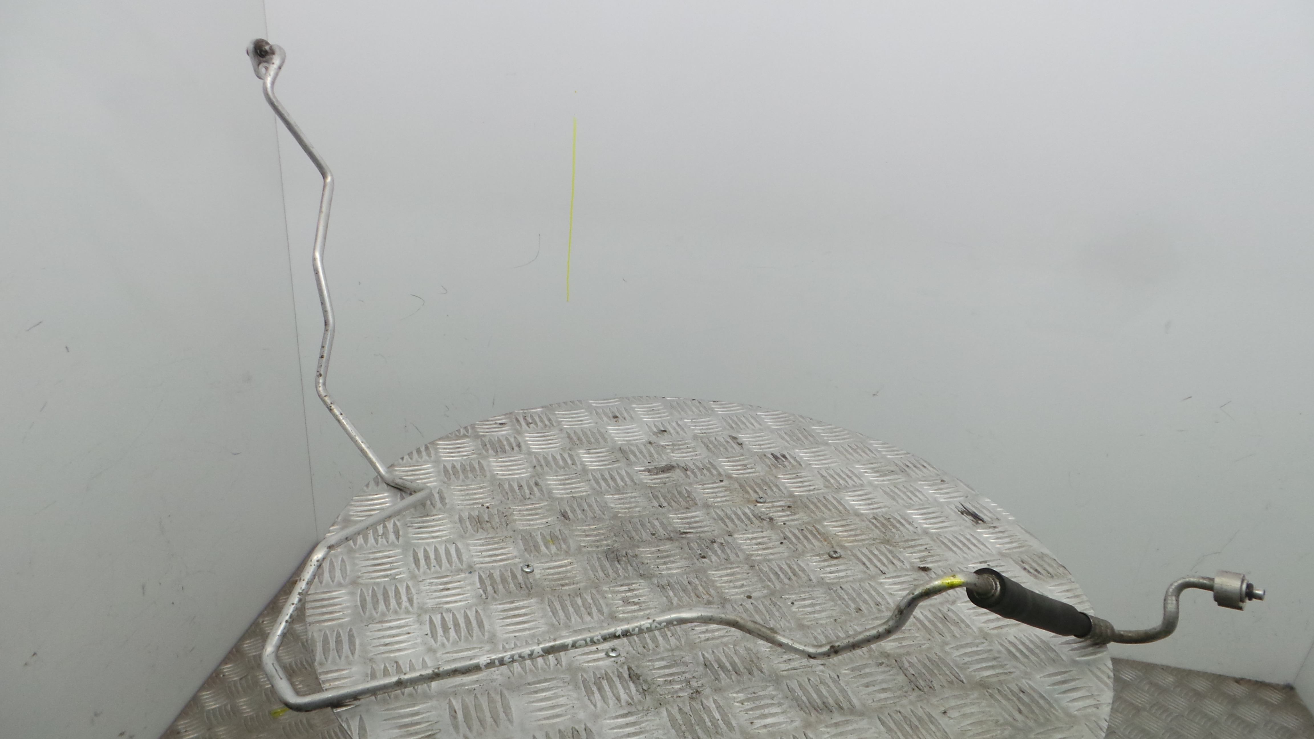 Tubo Ar Condicionado  - FORD FIESTA VI (CB1, CCN)-33645861