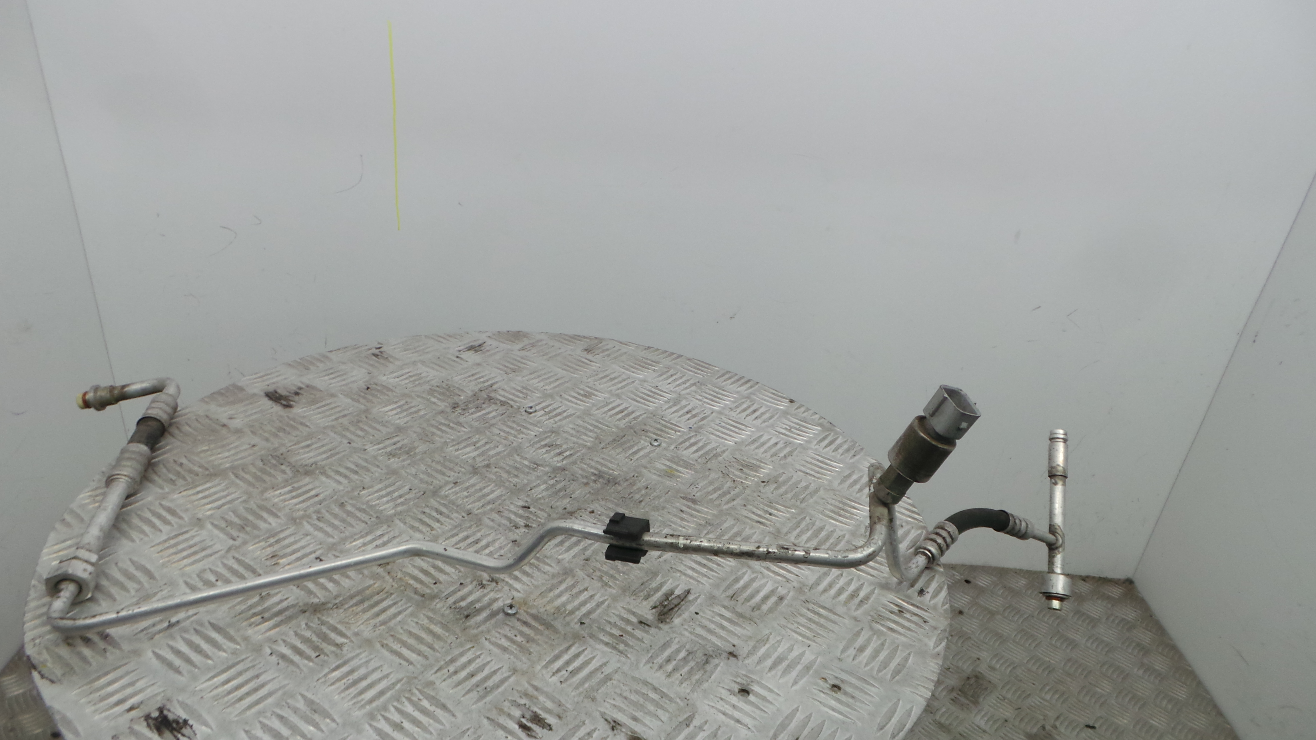 Tubo Ar Condicionado  - FORD FOCUS II (DA_, HCP, DP)-33645863