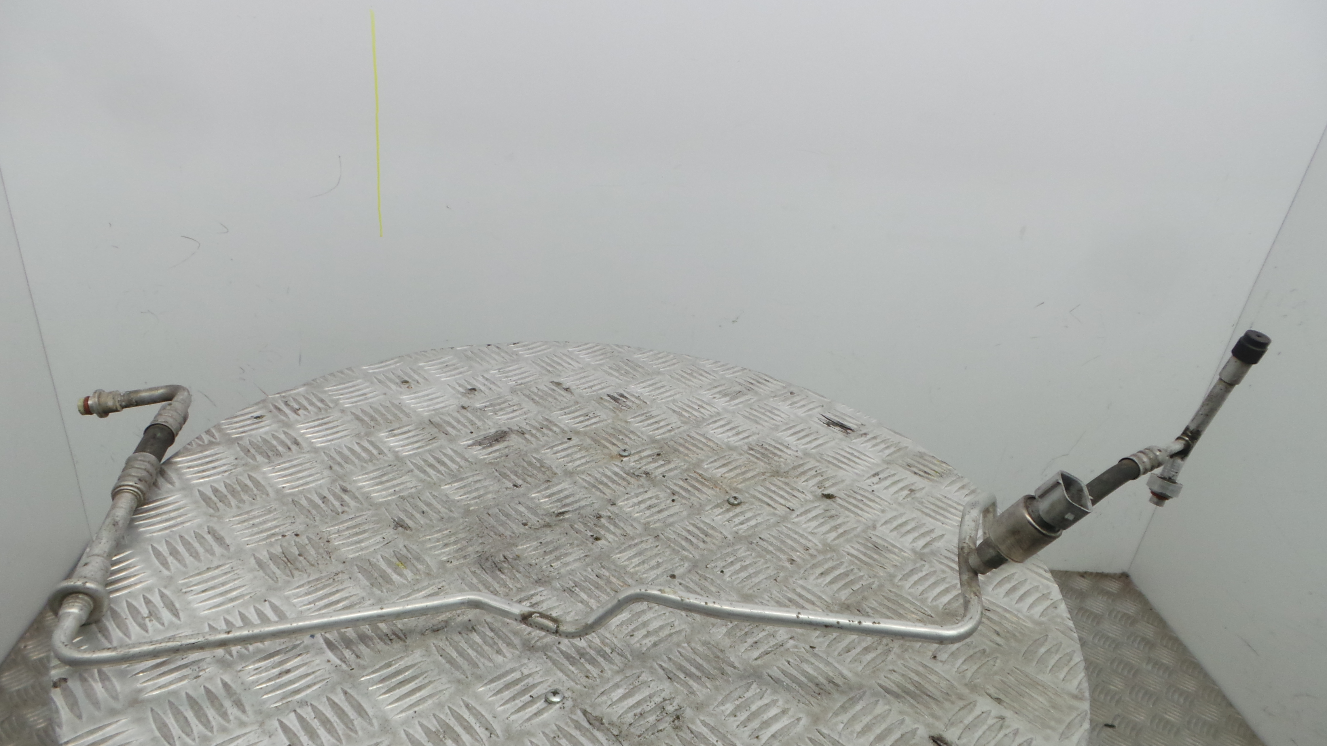 Tubo Ar Condicionado  - FORD FOCUS II (DA_, HCP, DP)-33645865