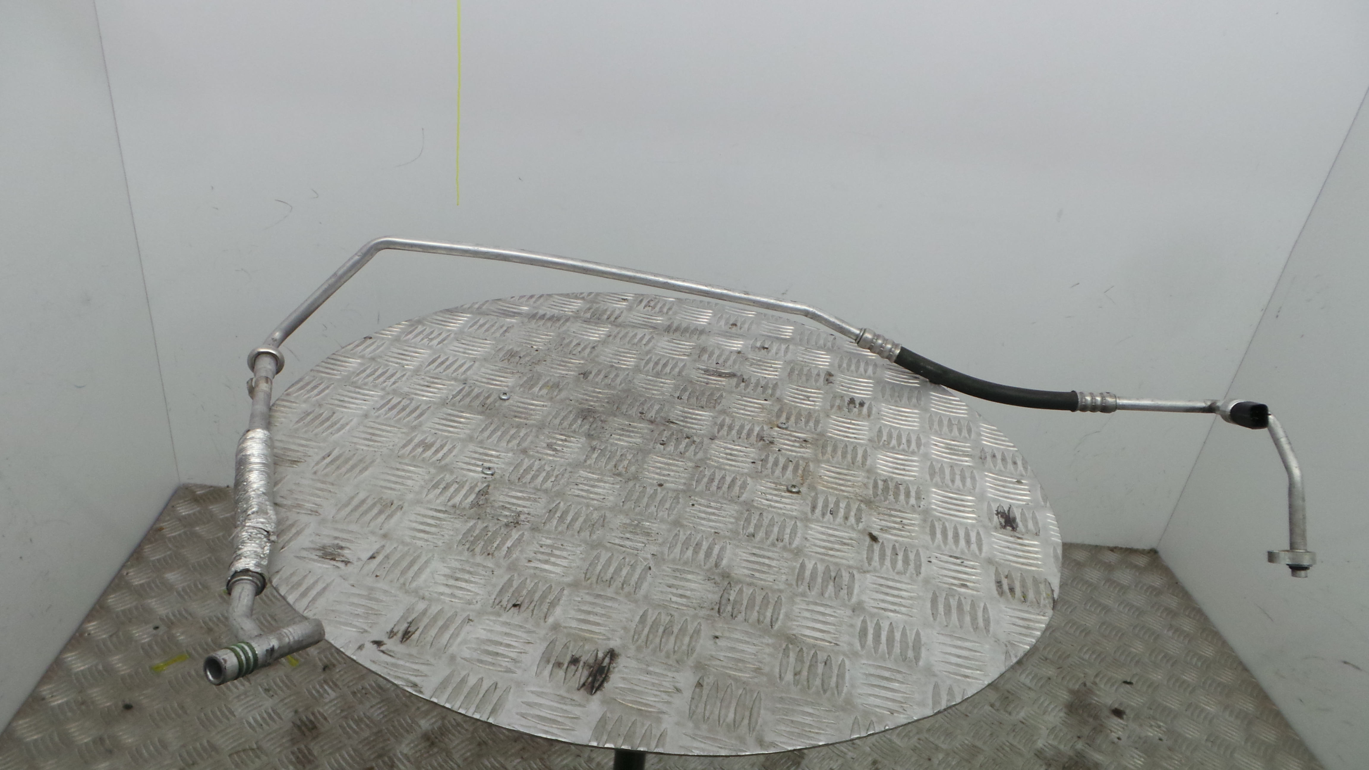 Tubo Ar Condicionado  - FORD FIESTA V (JH_, JD_)-33645867