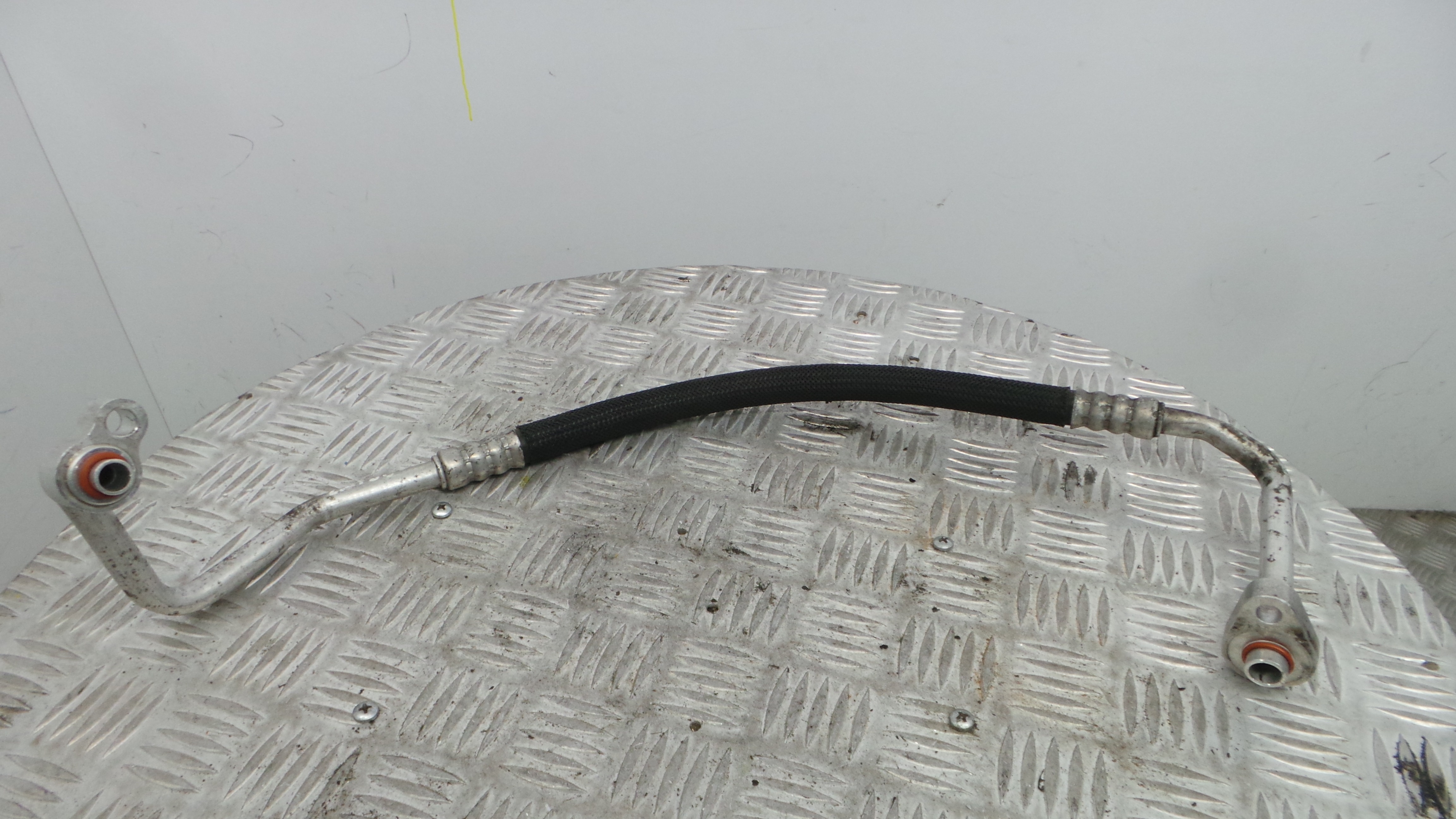 Tubo Ar Condicionado  - FORD FOCUS II (DA_, HCP, DP)-33645869