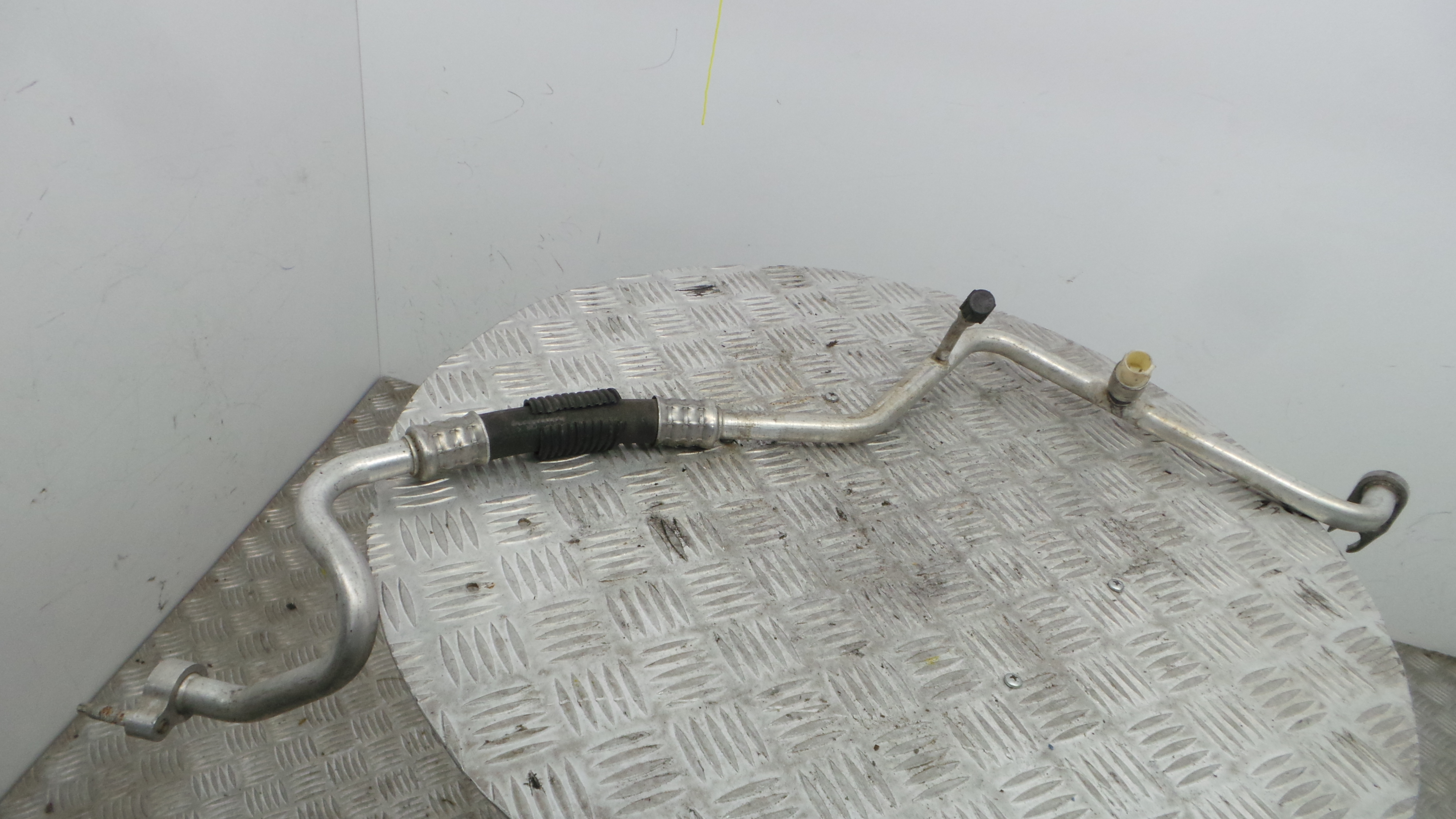 Tubo Ar Condicionado  - FORD FOCUS II (DA_, HCP, DP)-33645873