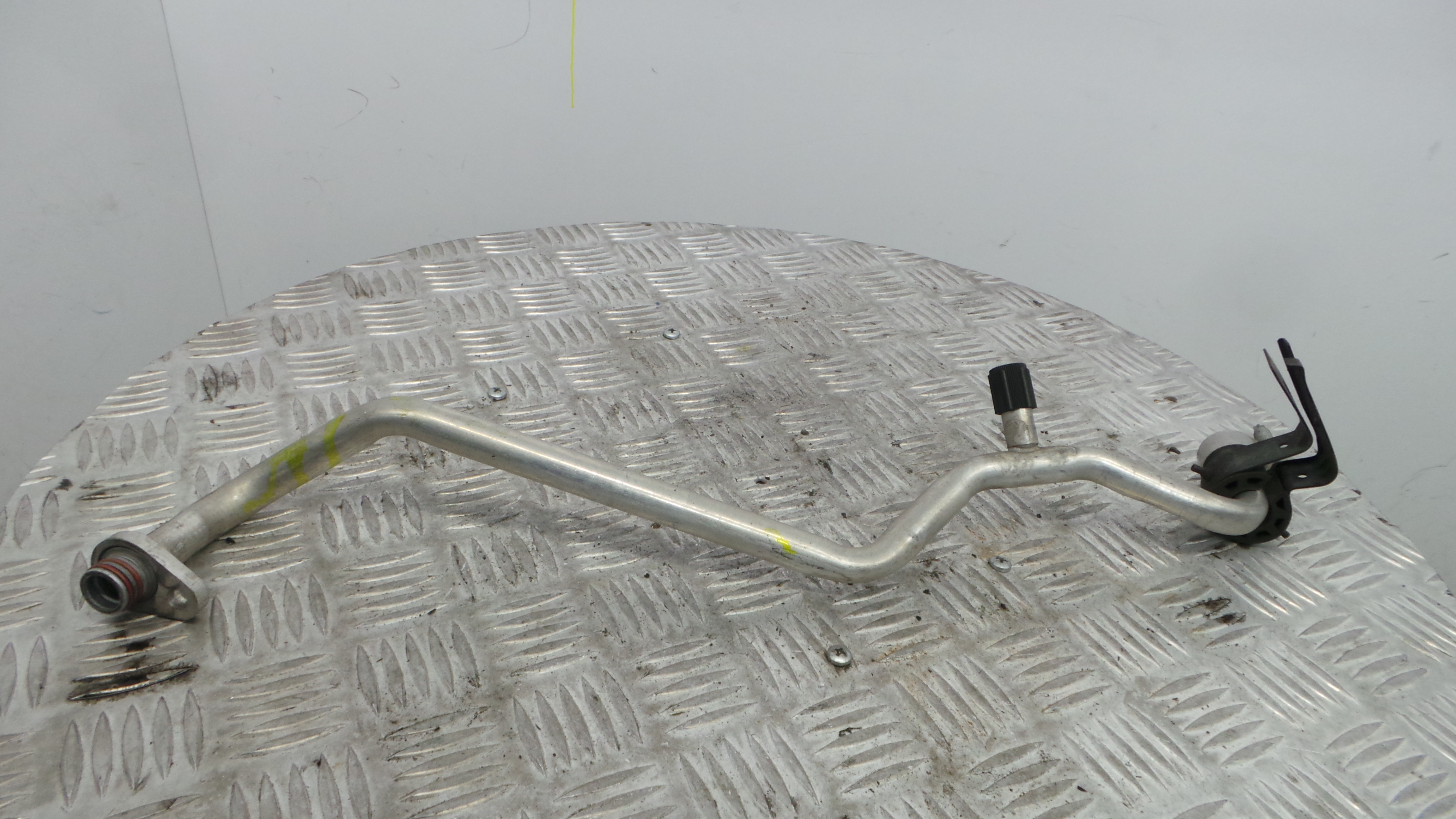 Tubo Ar Condicionado  - FORD FIESTA VI (CB1, CCN)-33645875