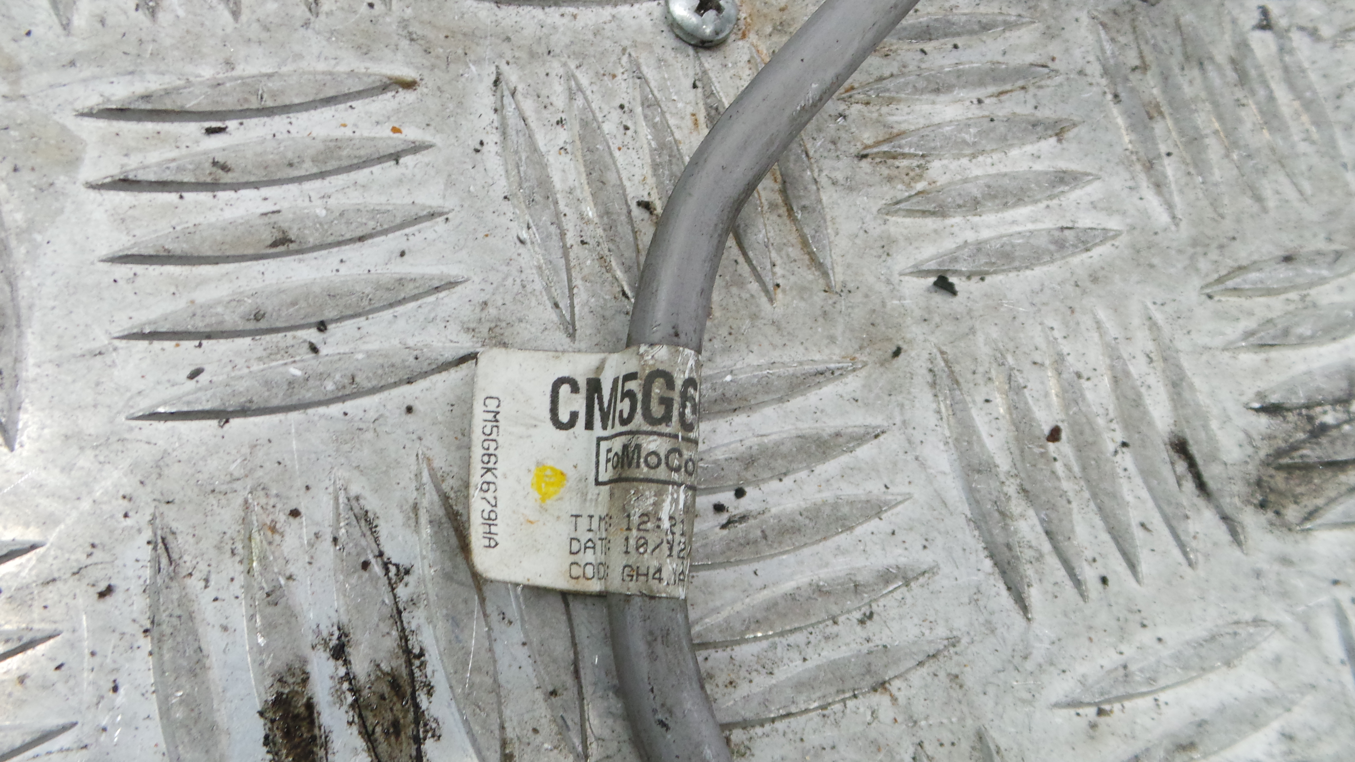 Tubo De Óleo Compressor CM5G-6K679-HA - FORD FIESTA VI (CB1, CCN)-33645890