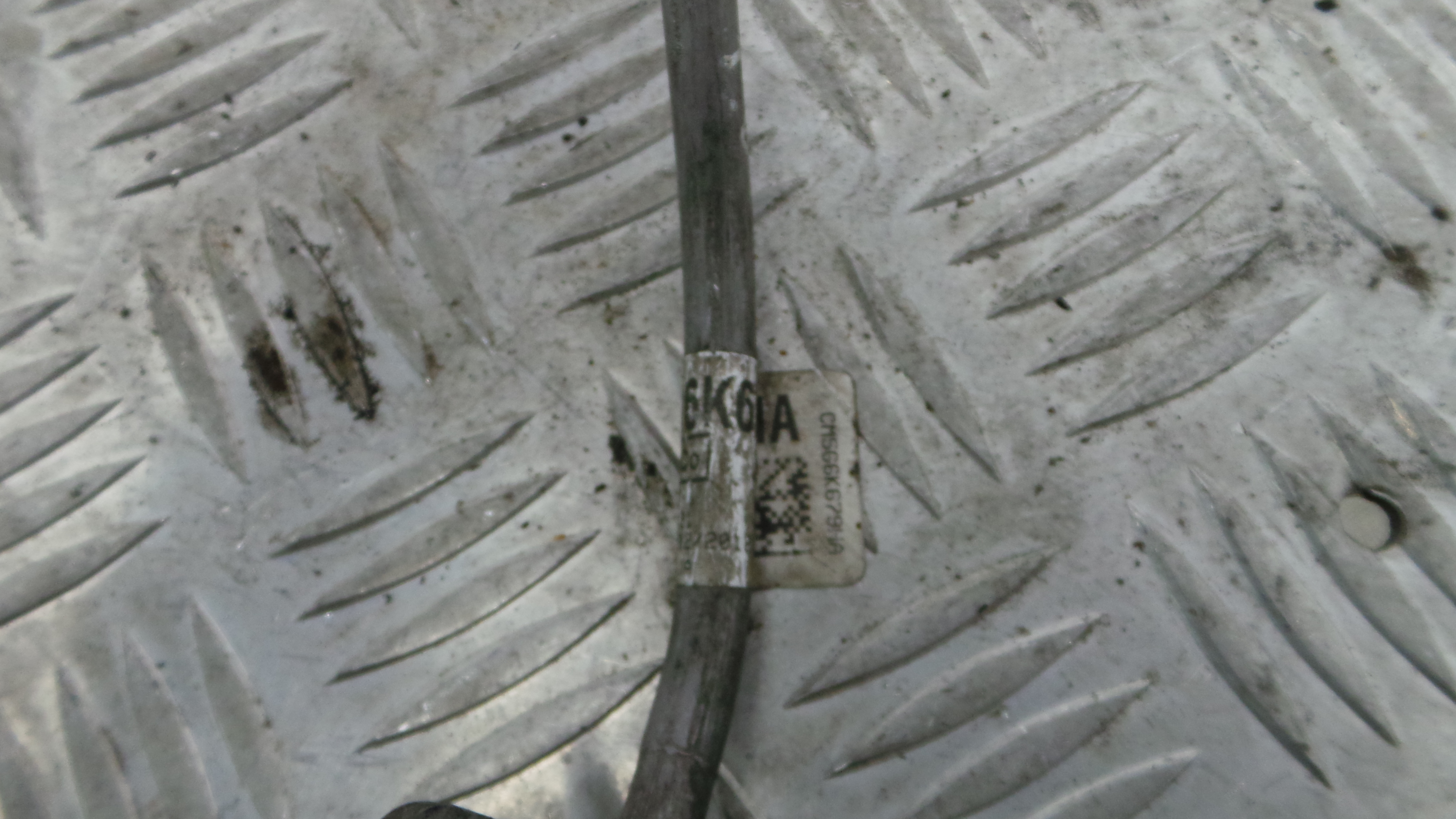 Tubo De Óleo Compressor CM5G-6K679-HA - FORD FIESTA VI (CB1, CCN)-33645890