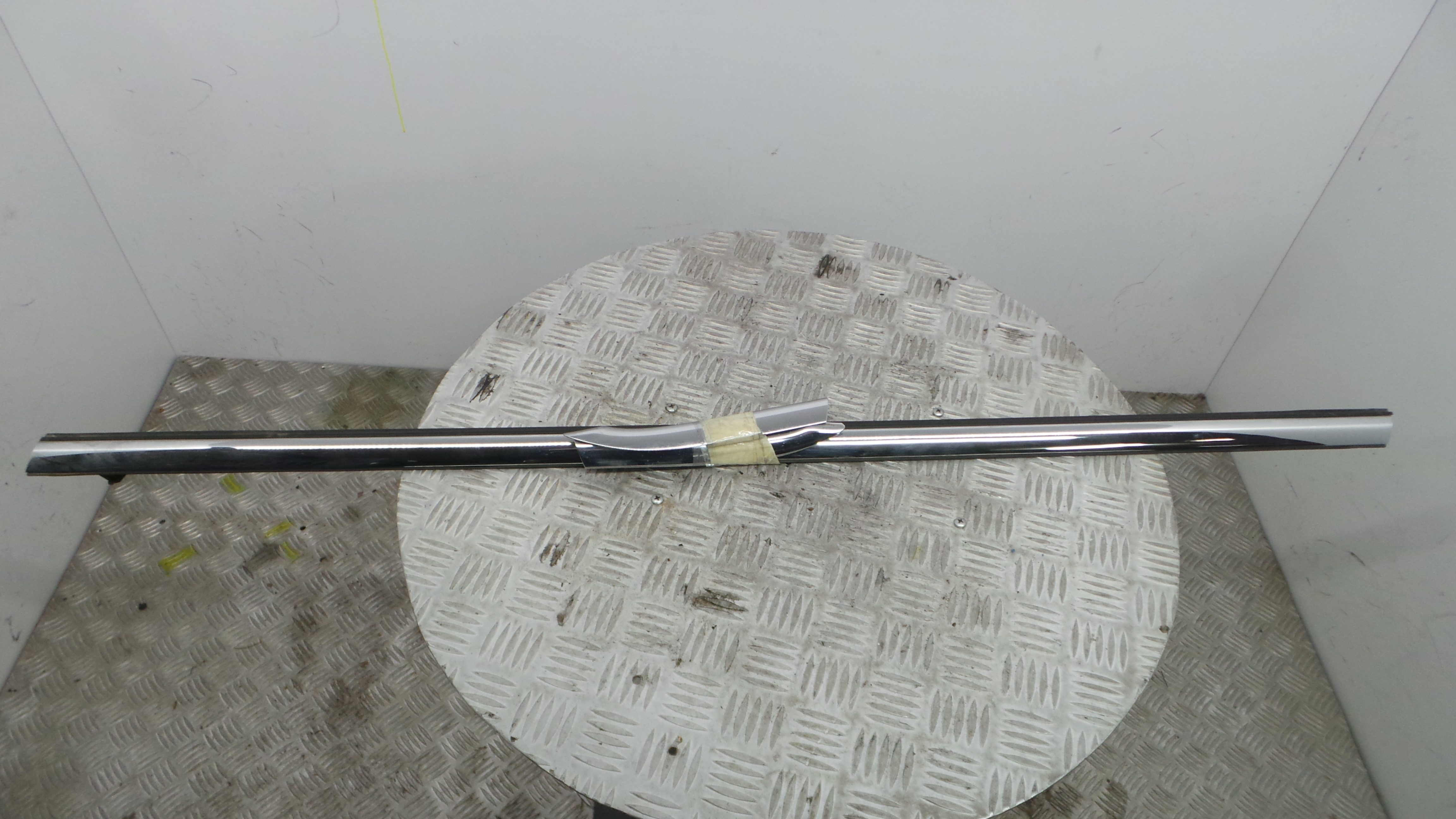 Raspador de gelo  - FORD FIESTA VI (CB1, CCN)-33646008