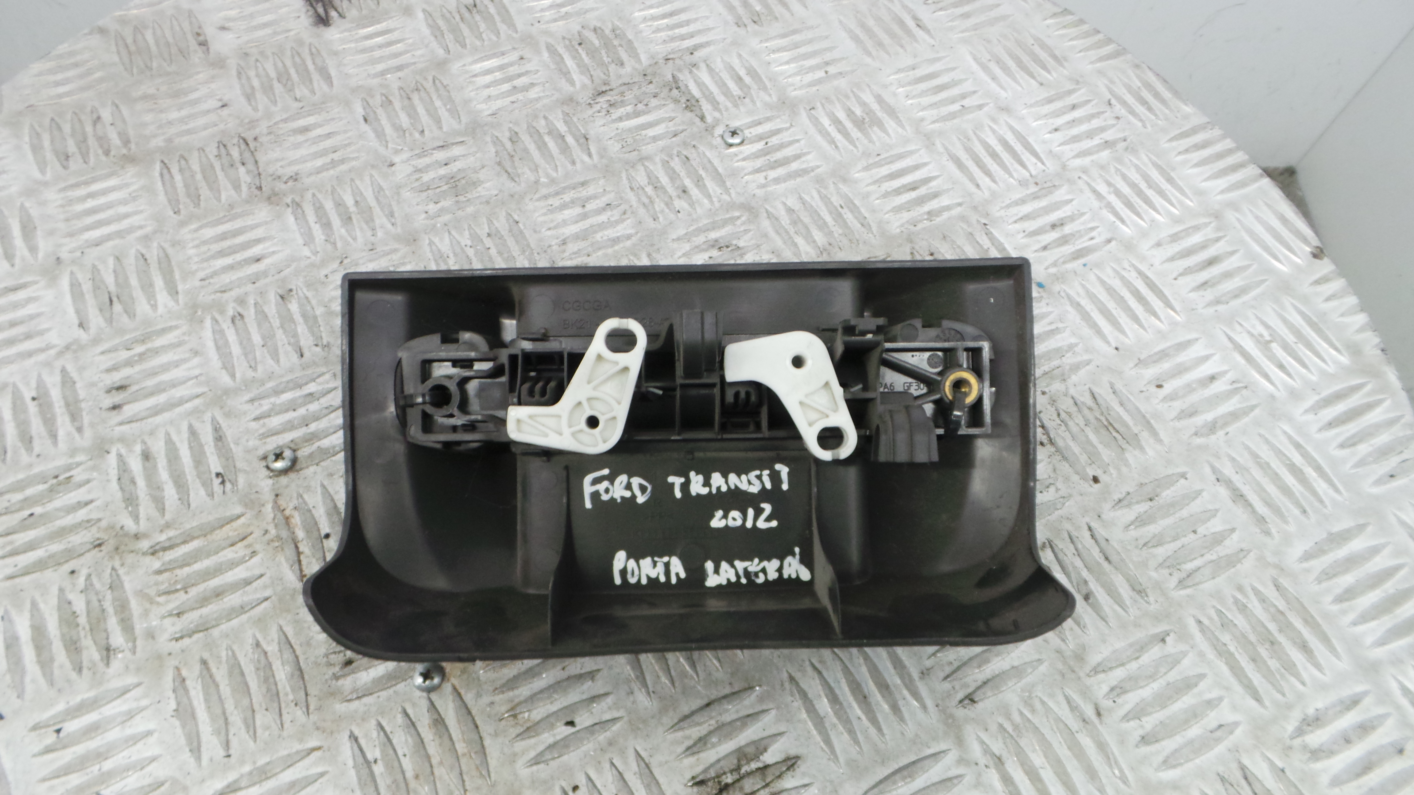 Puxador Exterior Trás Direita   BK21-V266B26-AC - FORD TRANSIT Caixa (FA_ _)-33646041