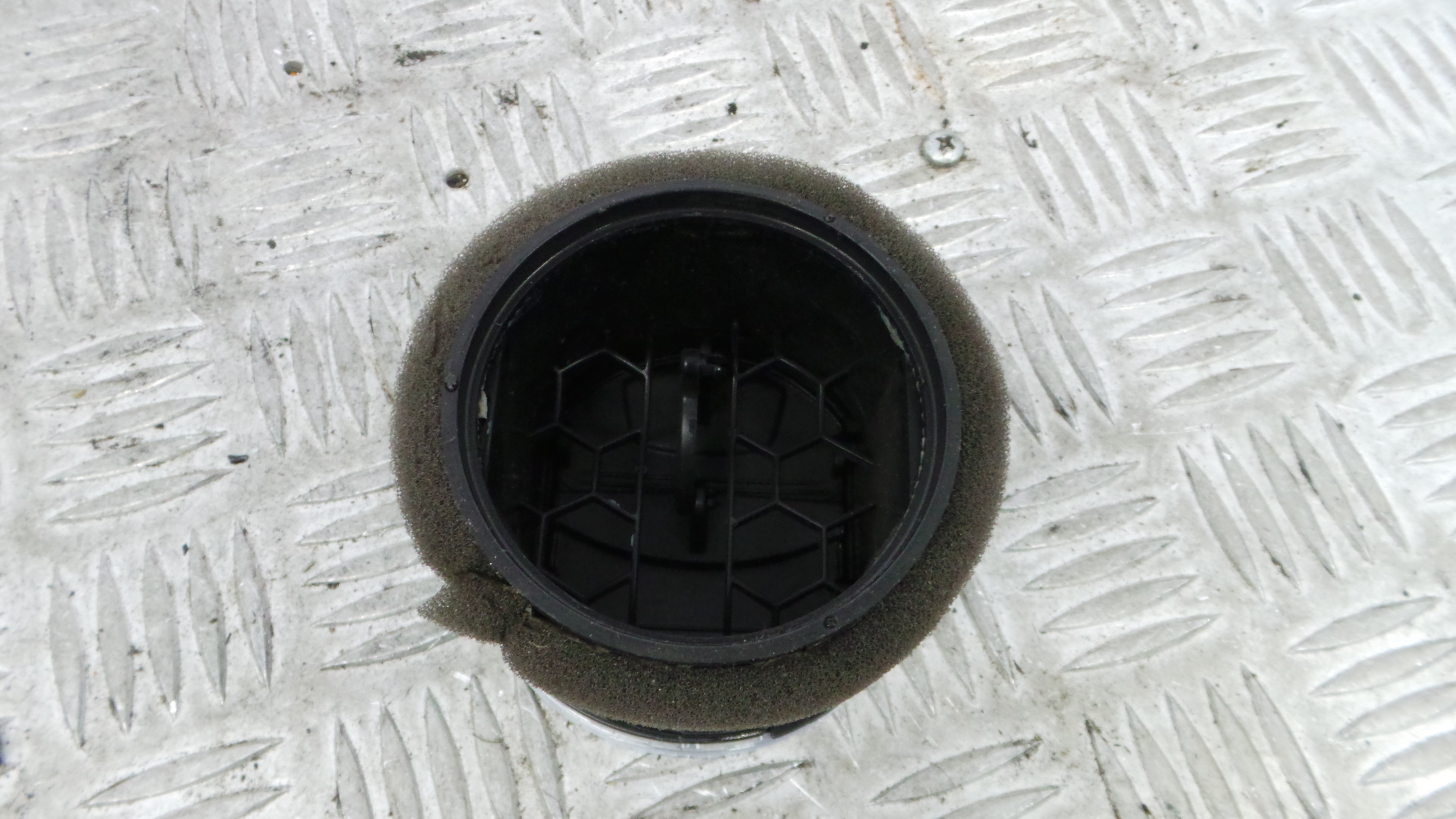 Grelha da Sofagem  C1BB-AO18B09-AA - FORD FIESTA VI (CB1, CCN)-33646085