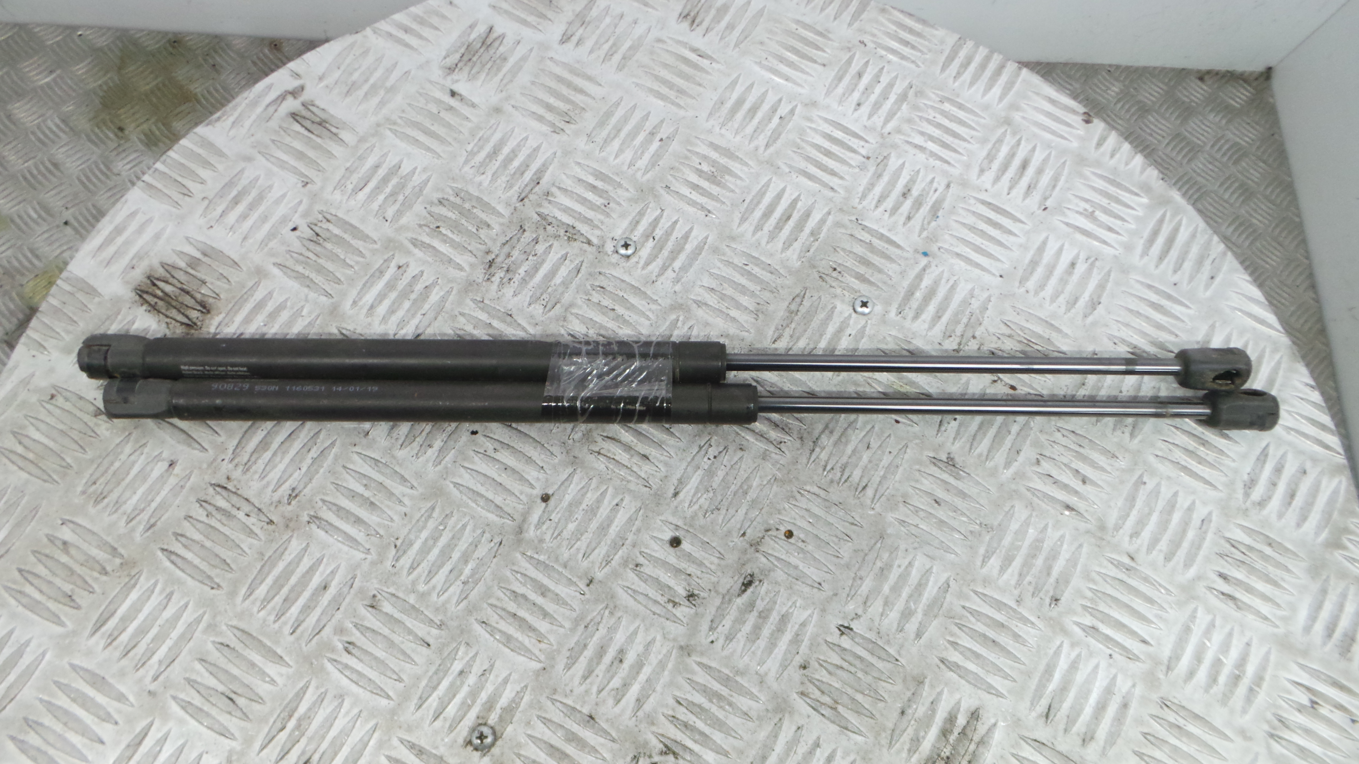 Amortecedor Mala 90829 - FORD FOCUS II (DA_, HCP, DP)-33646400