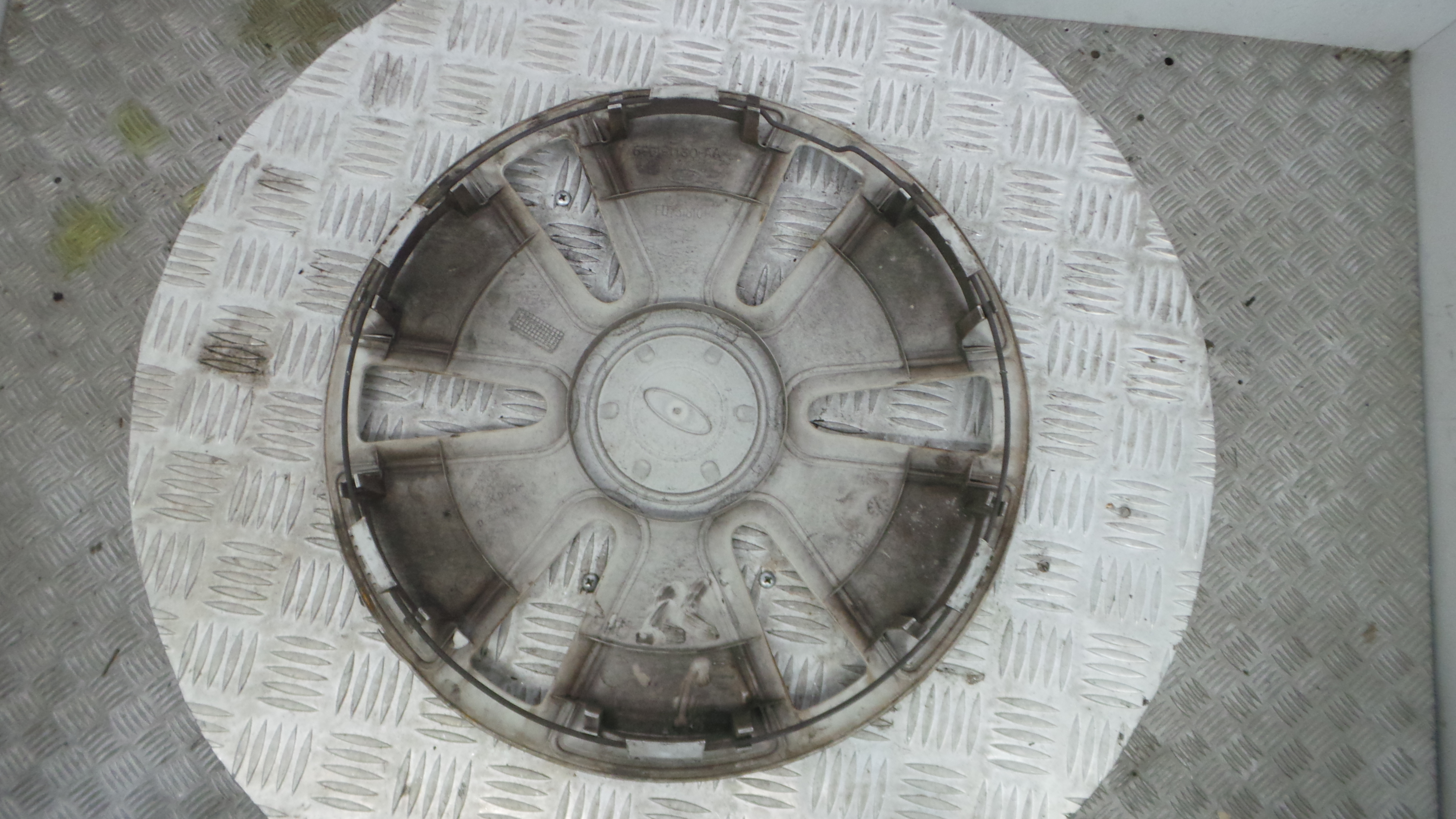 Tampões das rodas 6S61-1130-AA - FORD FIESTA V (JH_, JD_)-33657526