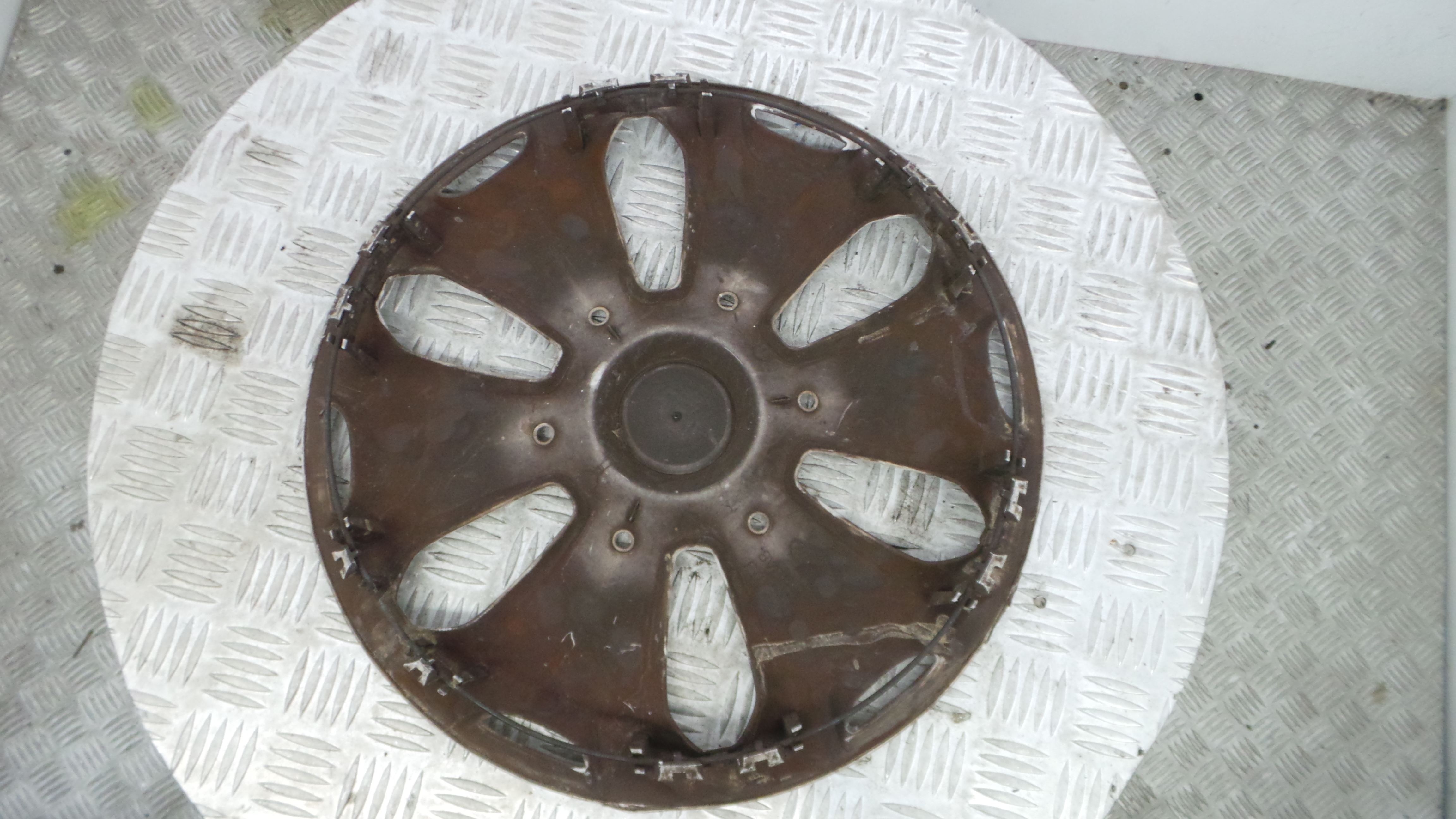 Tampões das rodas 8V21-1130-EA - FORD FIESTA VI (CB1, CCN)-33657529