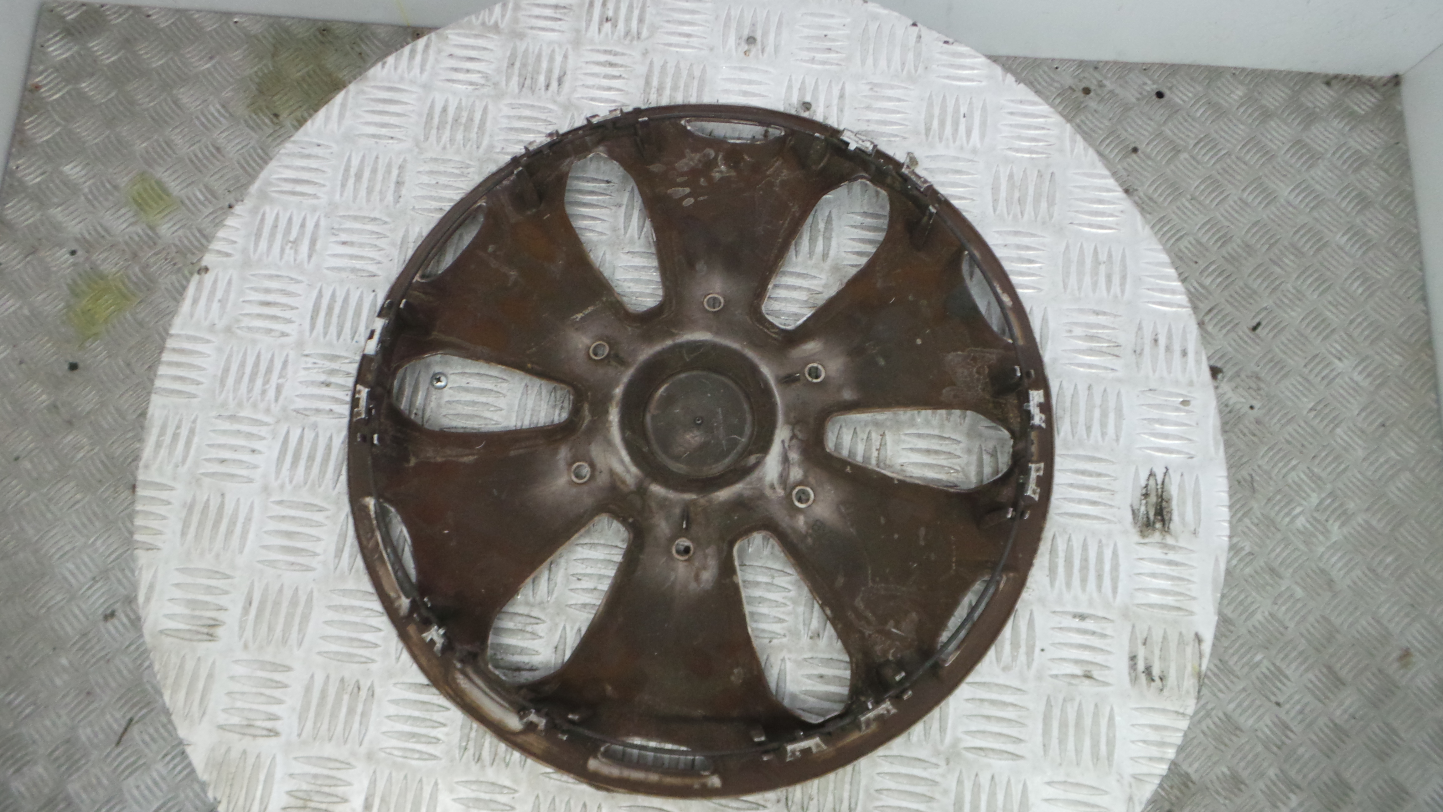 Tampões das rodas 8V21-1130-EA - FORD FIESTA VI (CB1, CCN)-33657532