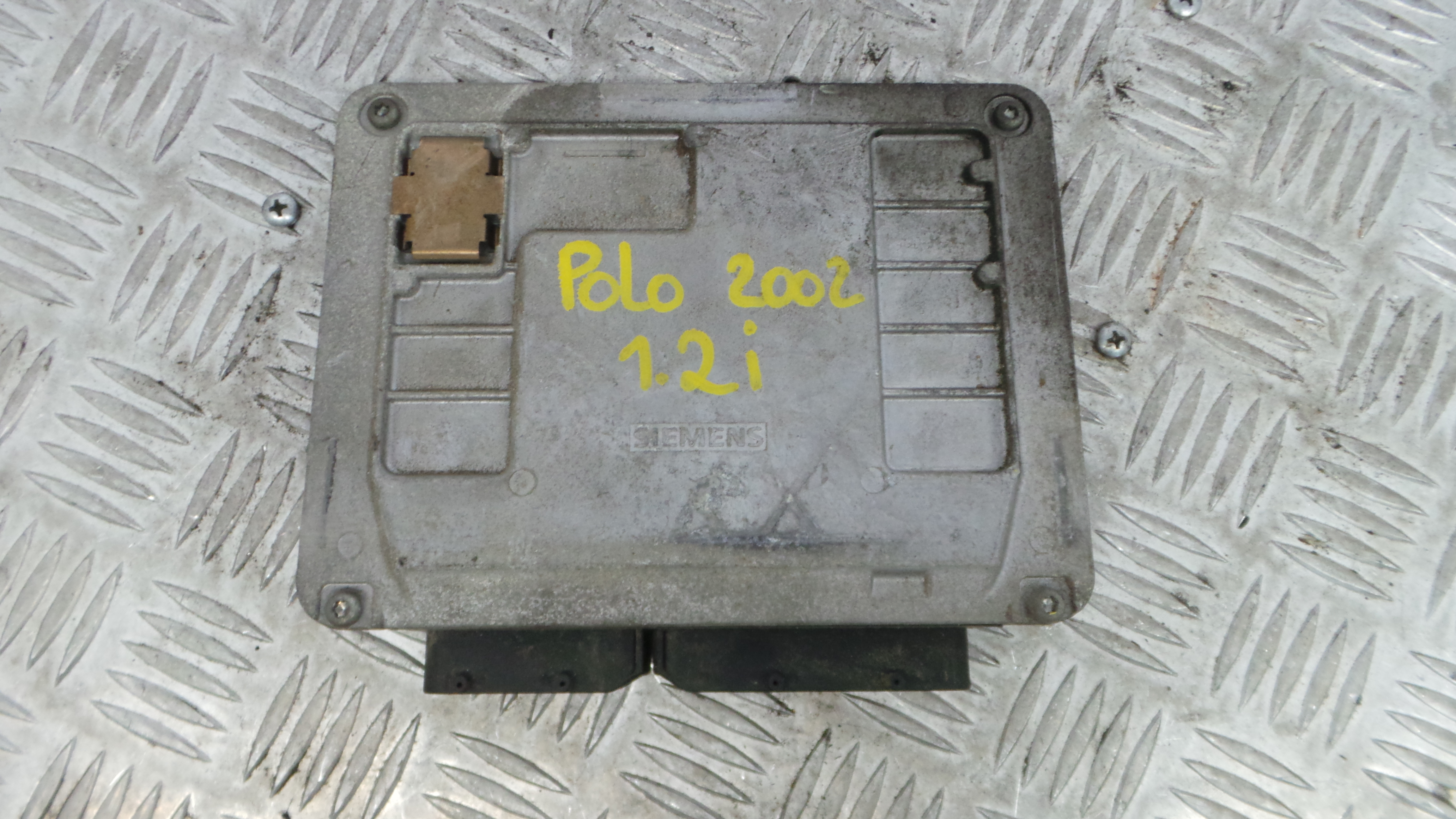 Centralina do Motor 03E906033 - VW POLO (9N_, 9A_)-33657560