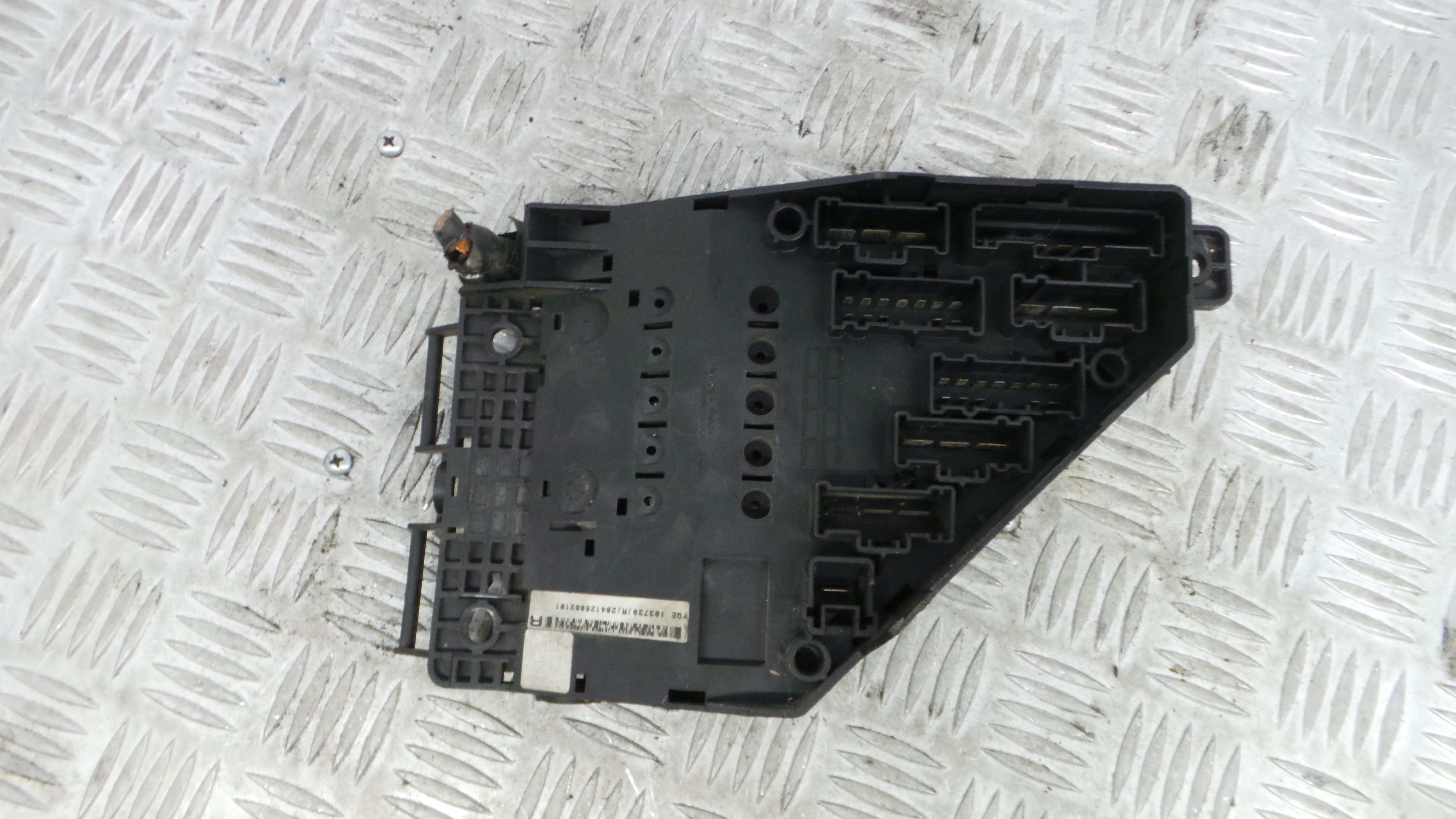 Caixa dos Fusíveis / BSI / UCH / SAM YQE103730 - ROVER 25 I Hatchback (RF)-33657585