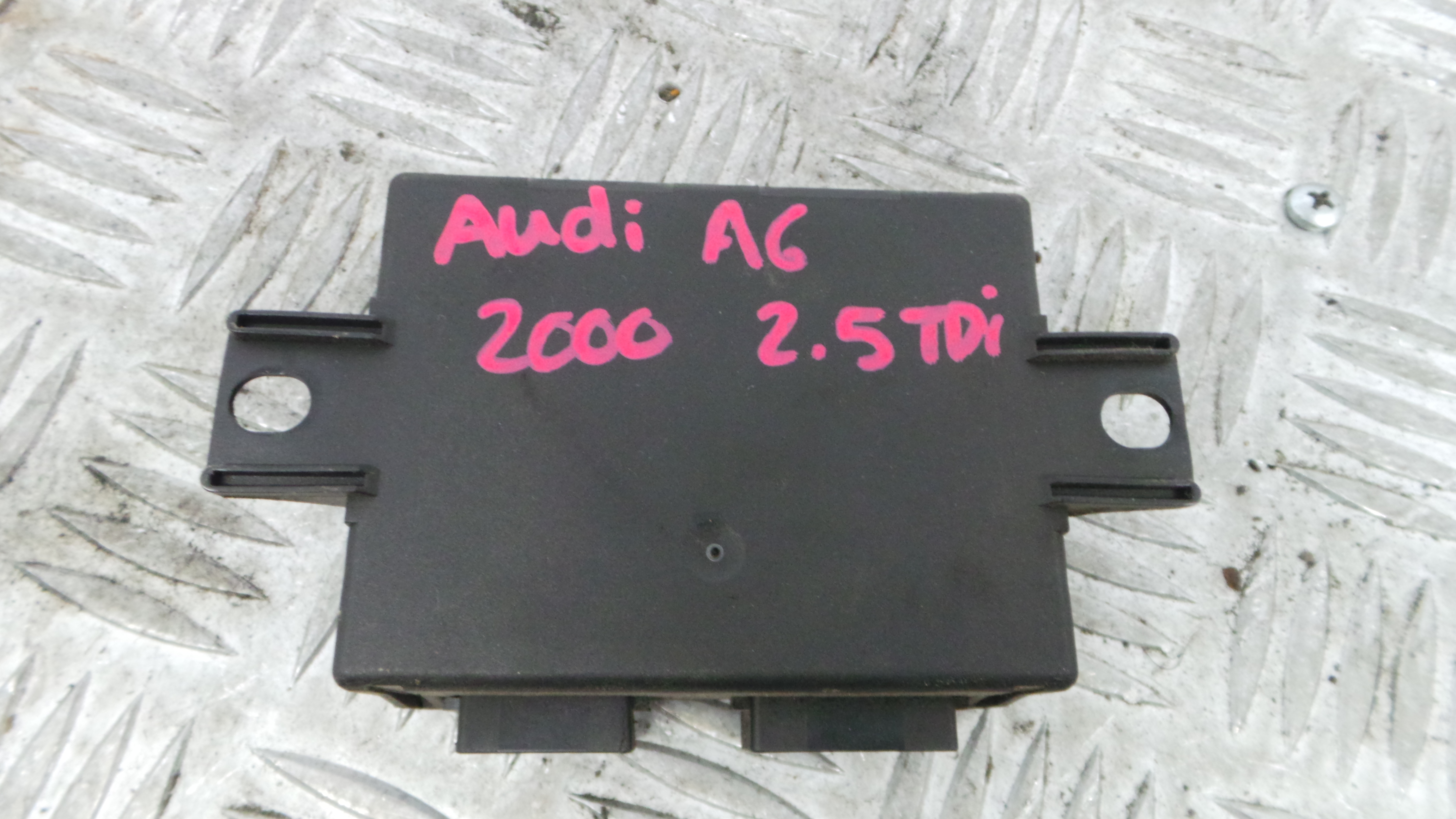 Centralina Sensores Estacionamento 4B0919283 - AUDI A4 B6 (8E2)-33657591 Centralina Sensores Estacionamento 4B0919283 - AUDI A4 B6 (8E2)-33657591