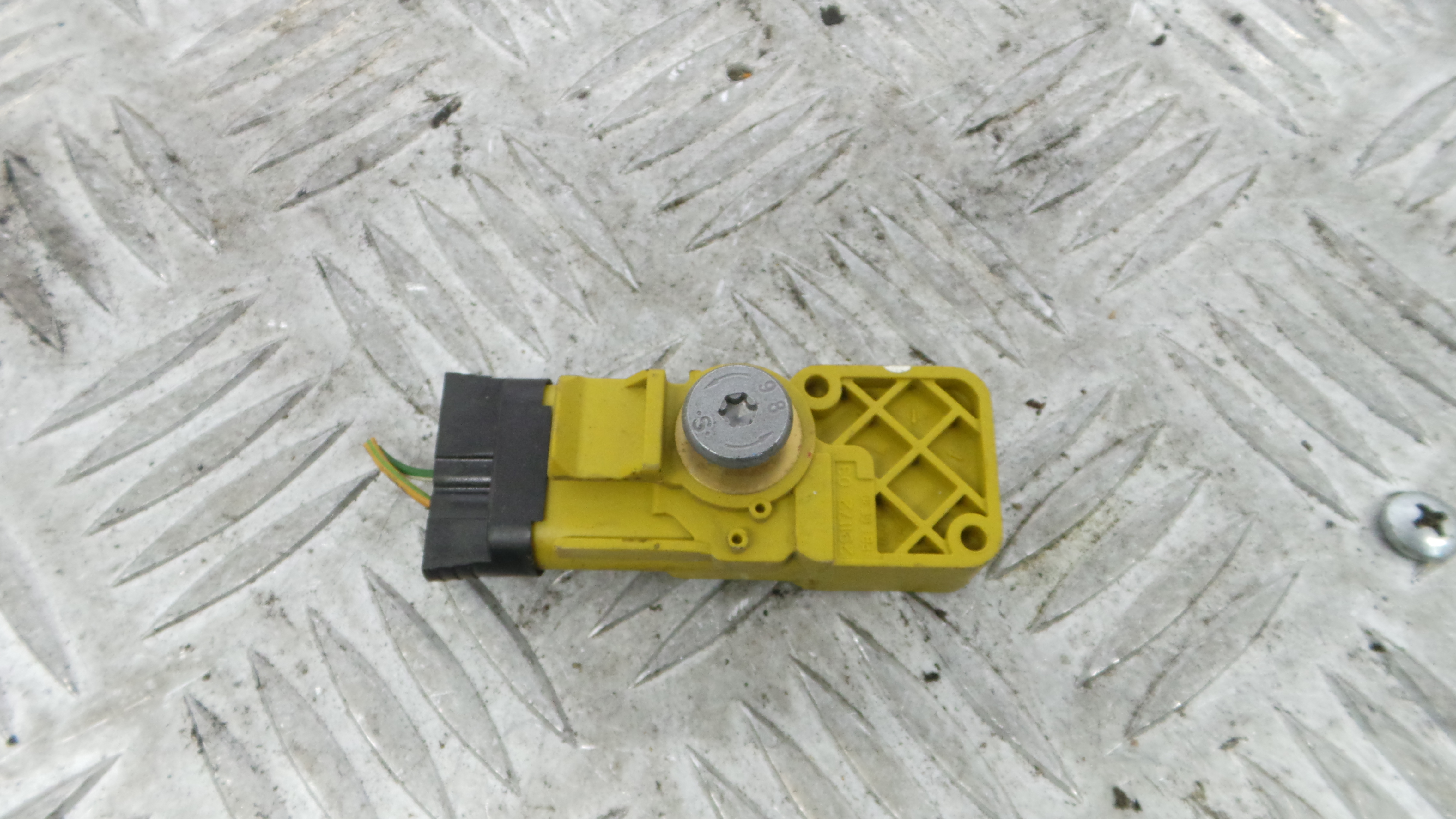 Sensor de Airbag 13262362 - OPEL CORSA D (S07)-33657651 Sensor de Airbag 13262362 - OPEL CORSA D (S07)-33657651