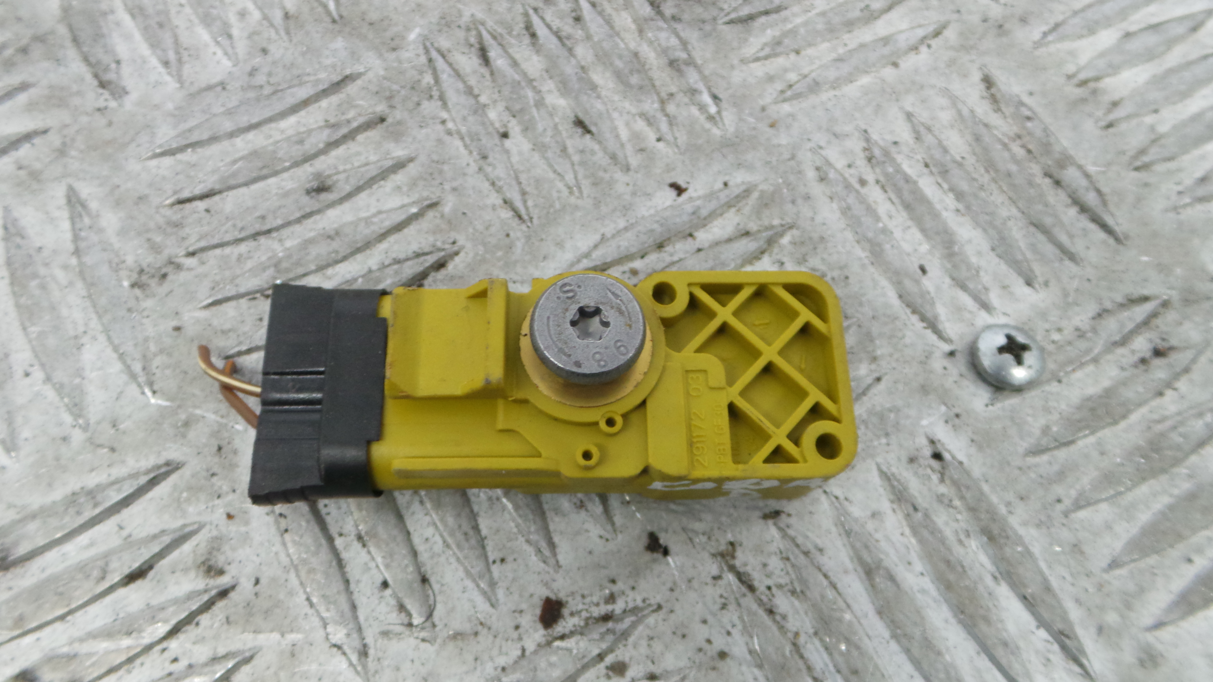 Sensor de Airbag 13262362 - OPEL CORSA D (S07)-33657654 Sensor de Airbag 13262362 - OPEL CORSA D (S07)-33657654