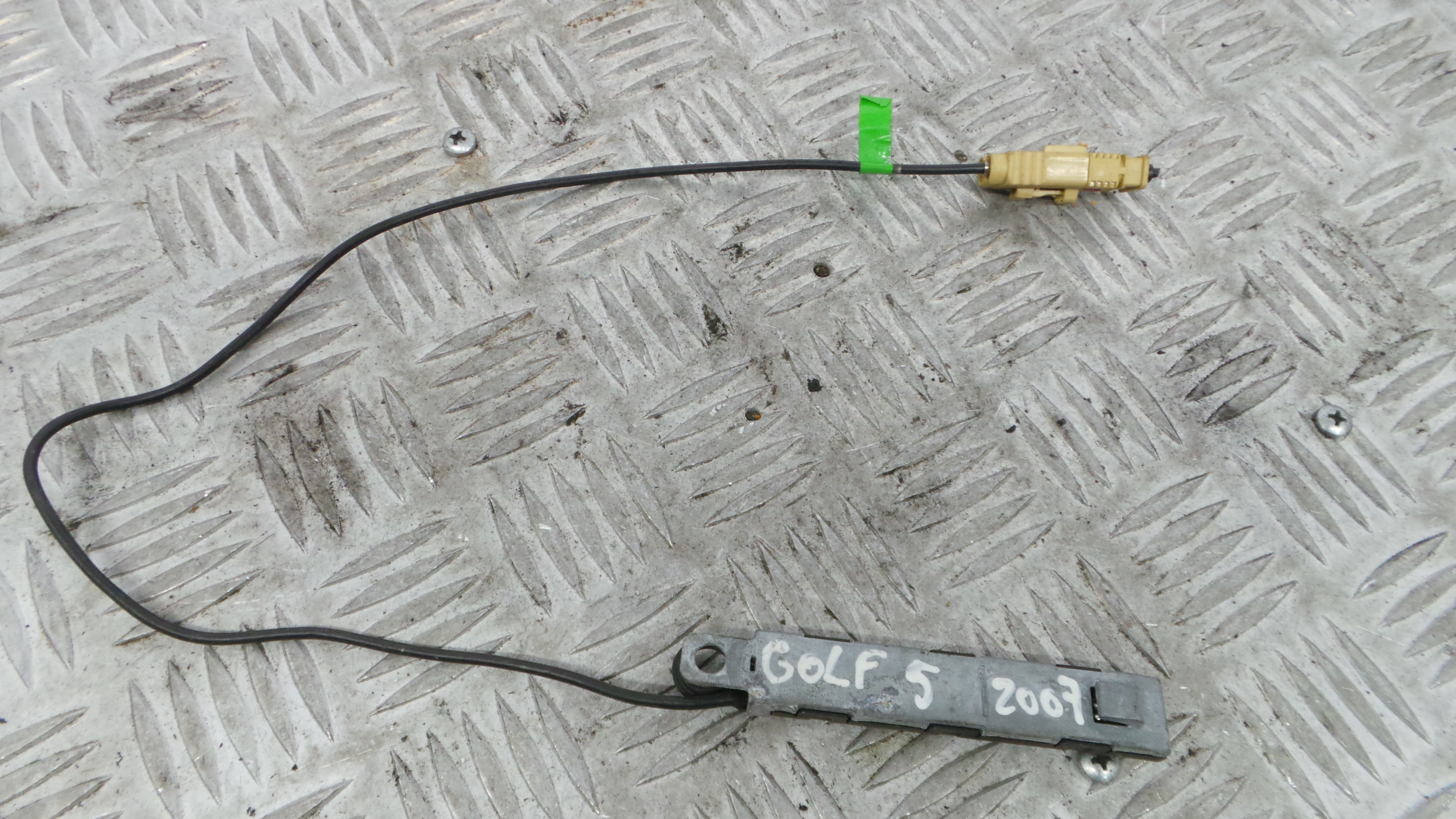 Adaptador Antena 1K6035577AC - VW GOLF V (1K1)-33657657