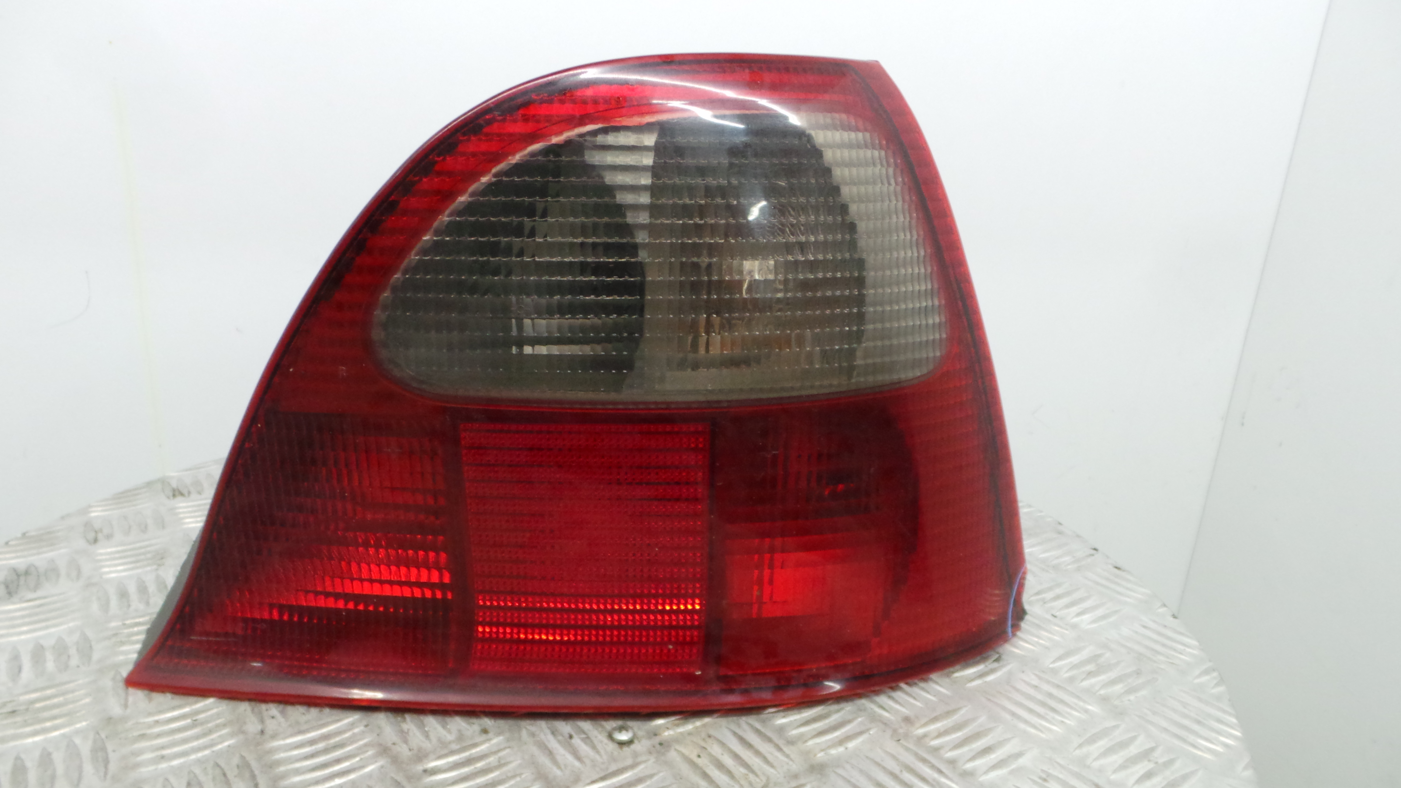 Farolim Stop Dto XFB10088 - ROVER 200 II Hatchback (RF)-33657790 Farolim Stop Dto XFB10088 - ROVER 200 II Hatchback (RF)-33657790