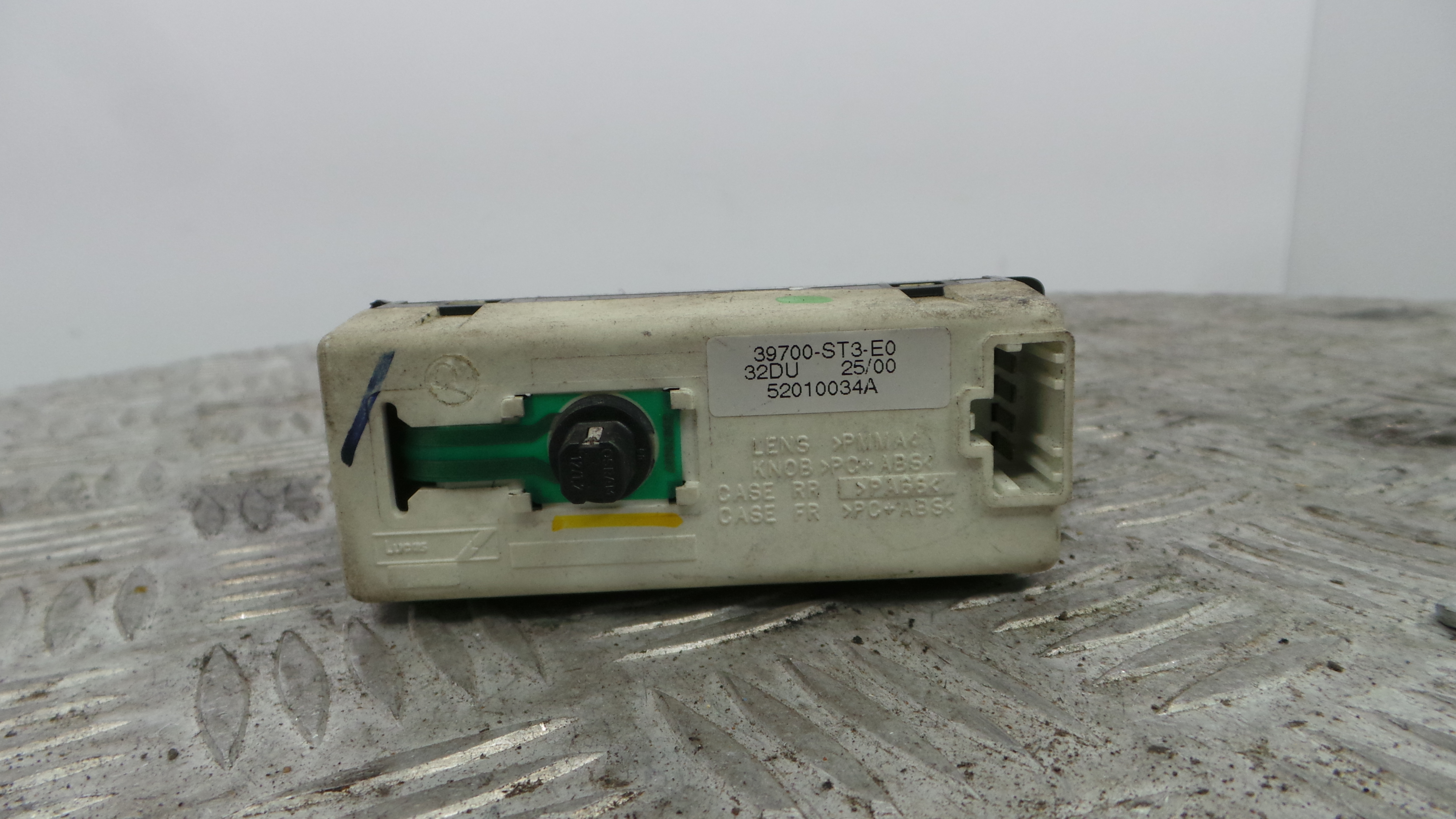 relógio 52010034A - ROVER 25 I Hatchback (RF)-33657901