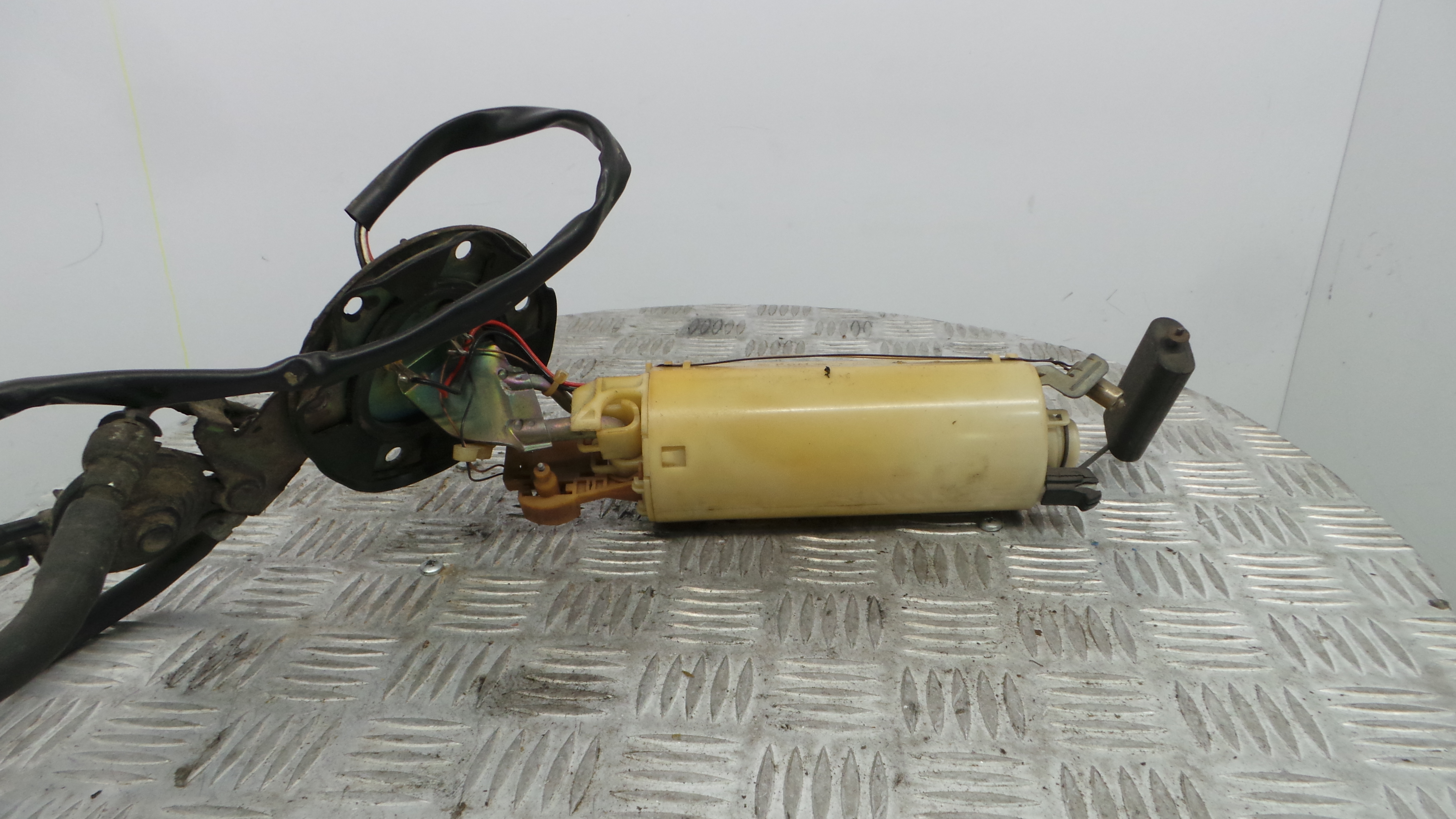 Boia do Combustível WFX100631 - ROVER 400 II (RT)-33657910