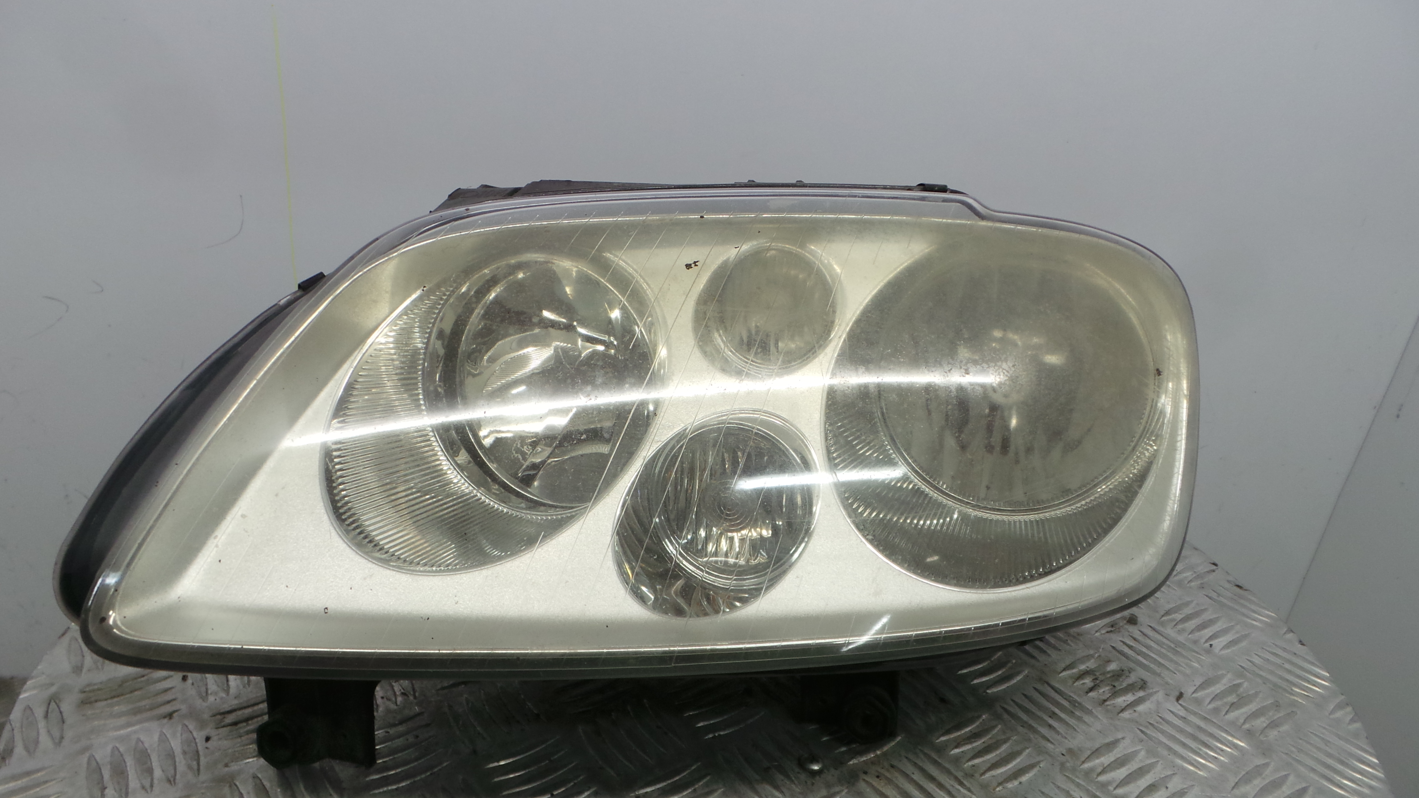 Ótica Esq 1T0941005R - VW TOURAN (1T1, 1T2)-33658207 Ótica Esq 1T0941005R - VW TOURAN (1T1, 1T2)-33658207