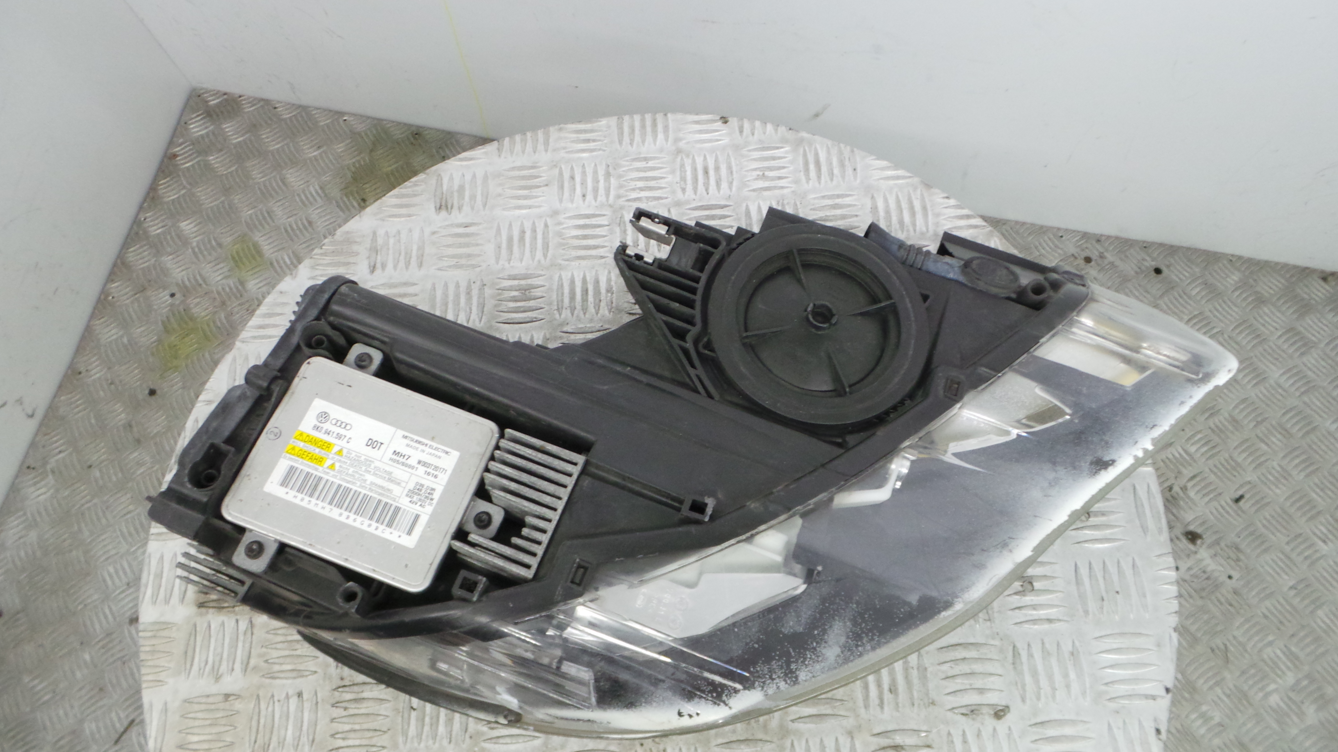 Ótica Esq 8X0941003M - AUDI A1 (8X1, 8XK)-33658213