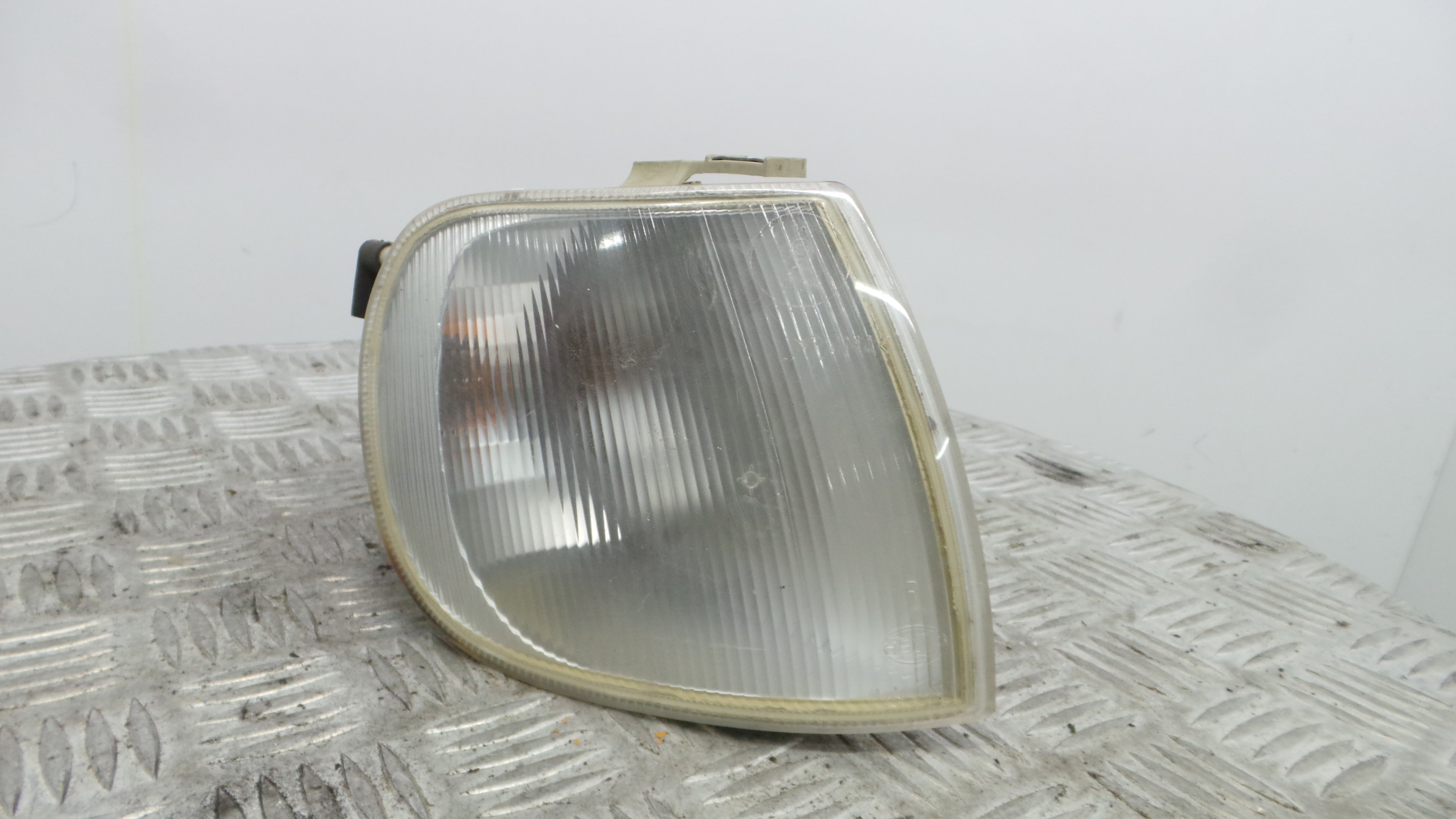 Farolim de Pisca Frente Dto 6N0953050C - VW POLO III (6N1)-33658269