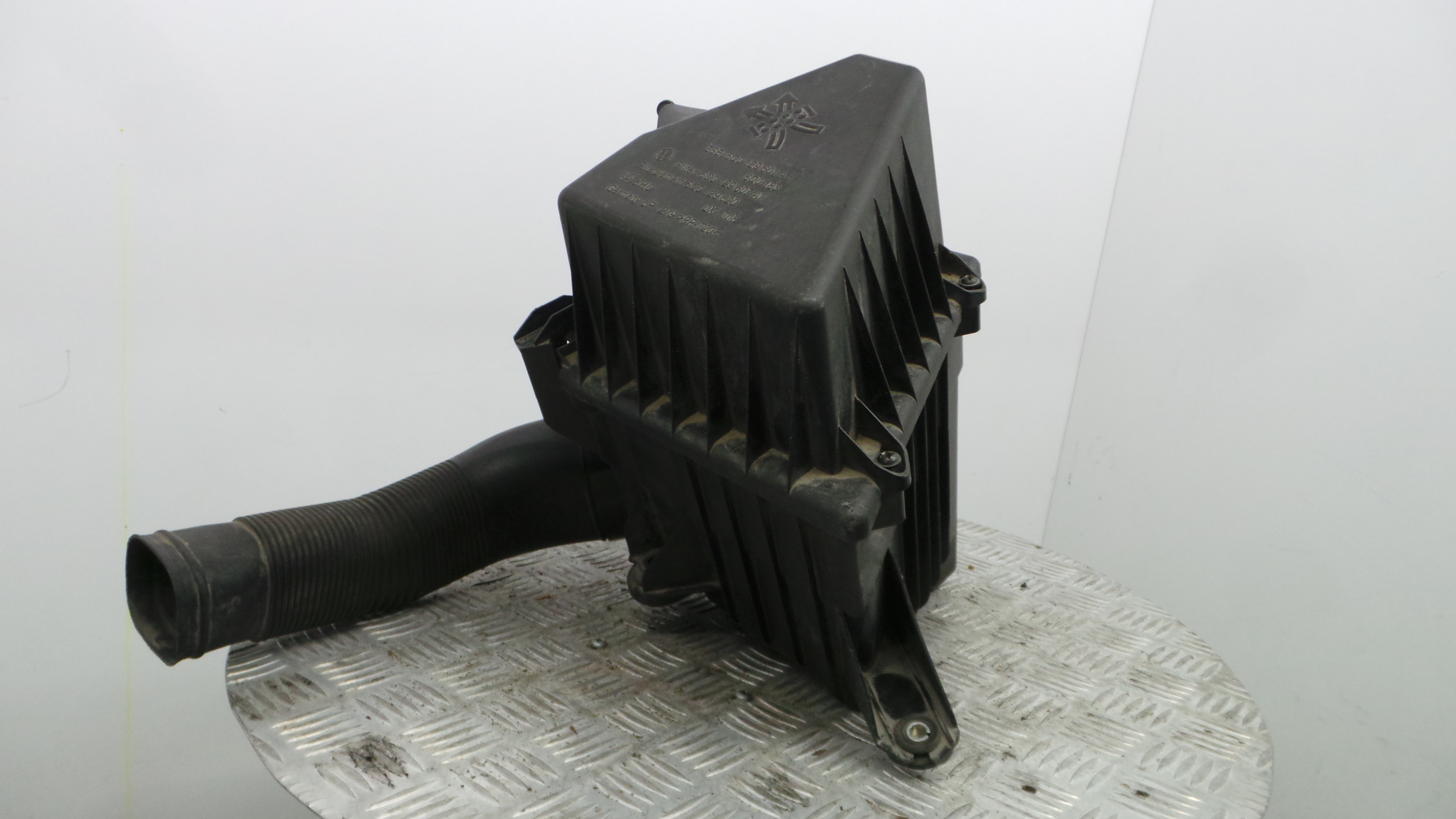 Caixa Filtro de Ar  6Q0129601AR - VW POLO (9N_, 9A_)-33658358