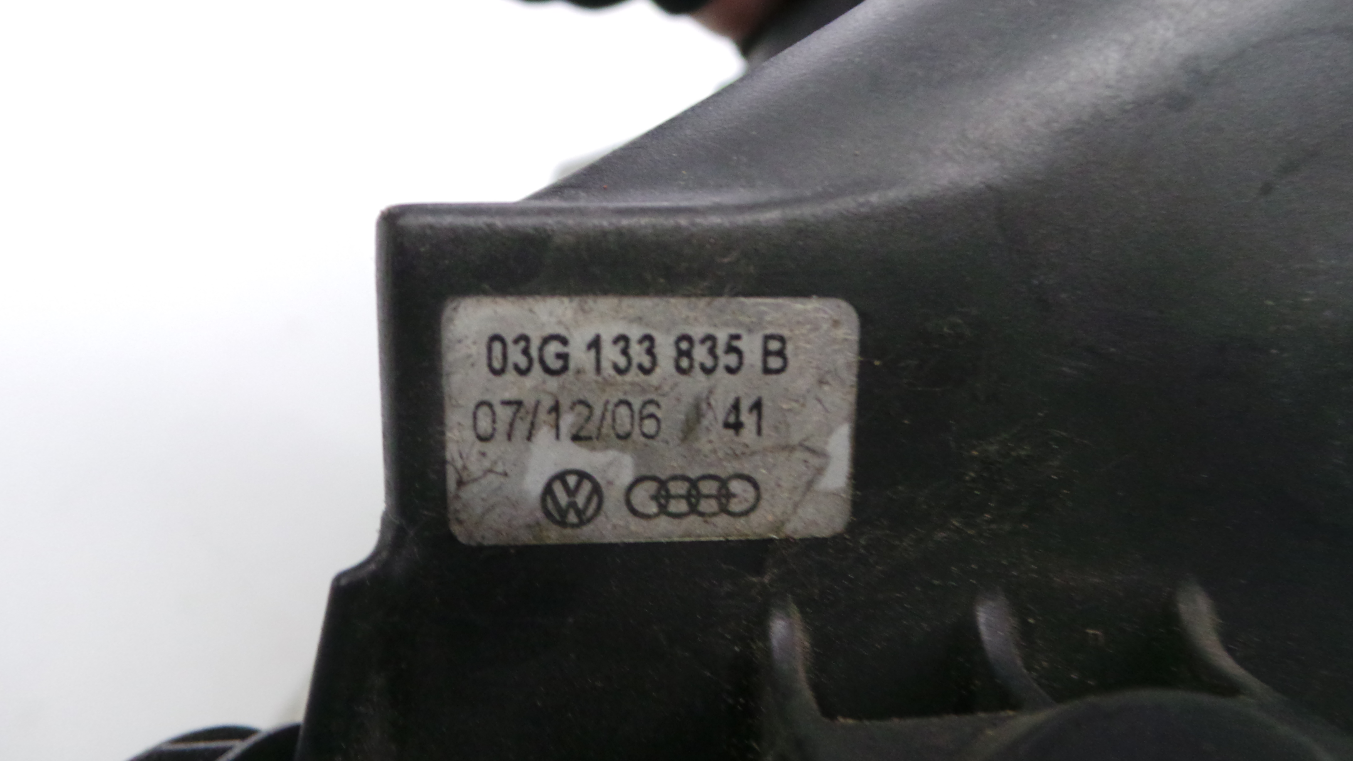 Caixa Filtro de Ar  03G133835B - AUDI A4 B7 (8EC)-33658365