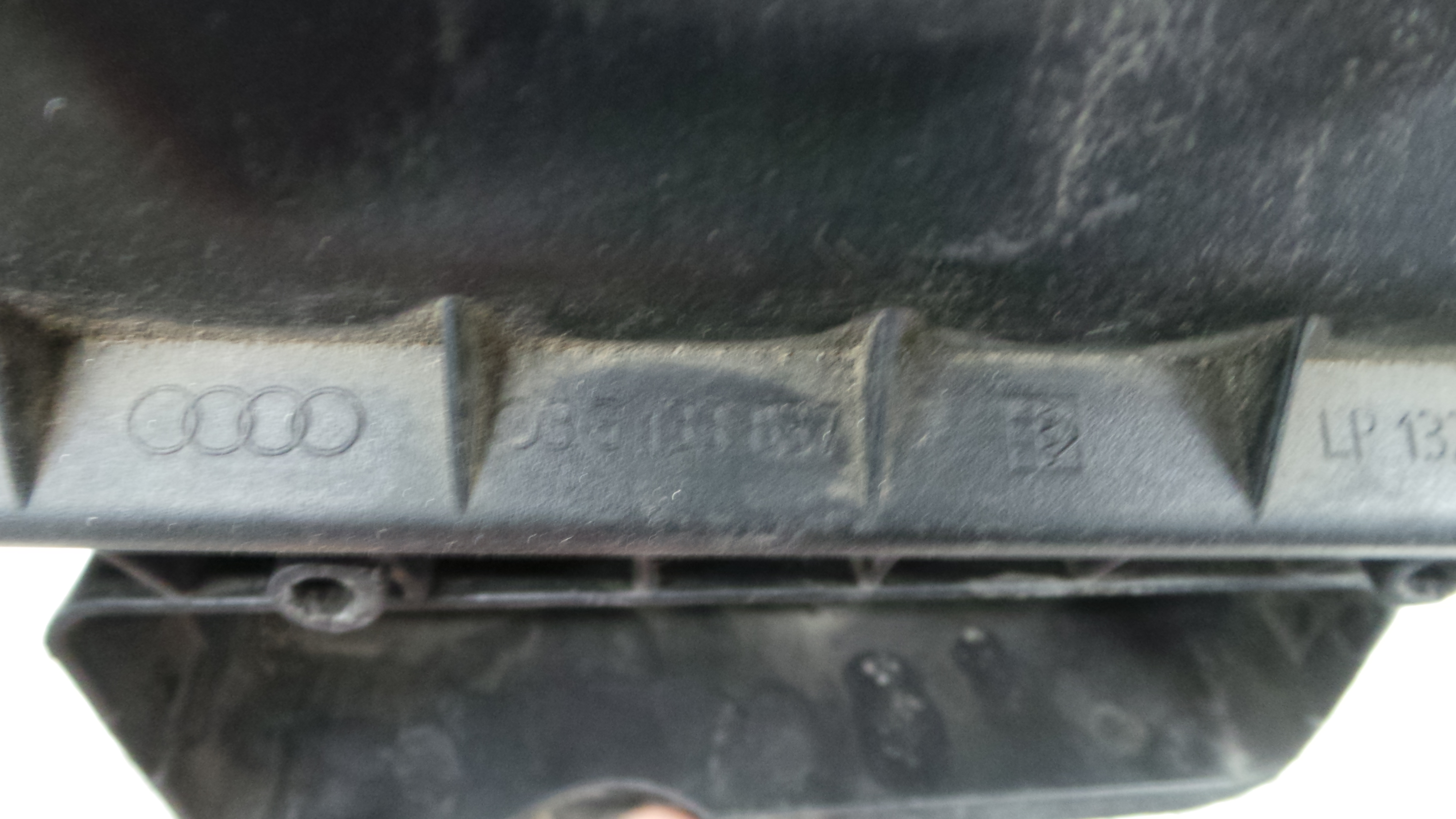 Caixa Filtro de Ar 03G133835 - AUDI A4 B7 (8EC)-33658439