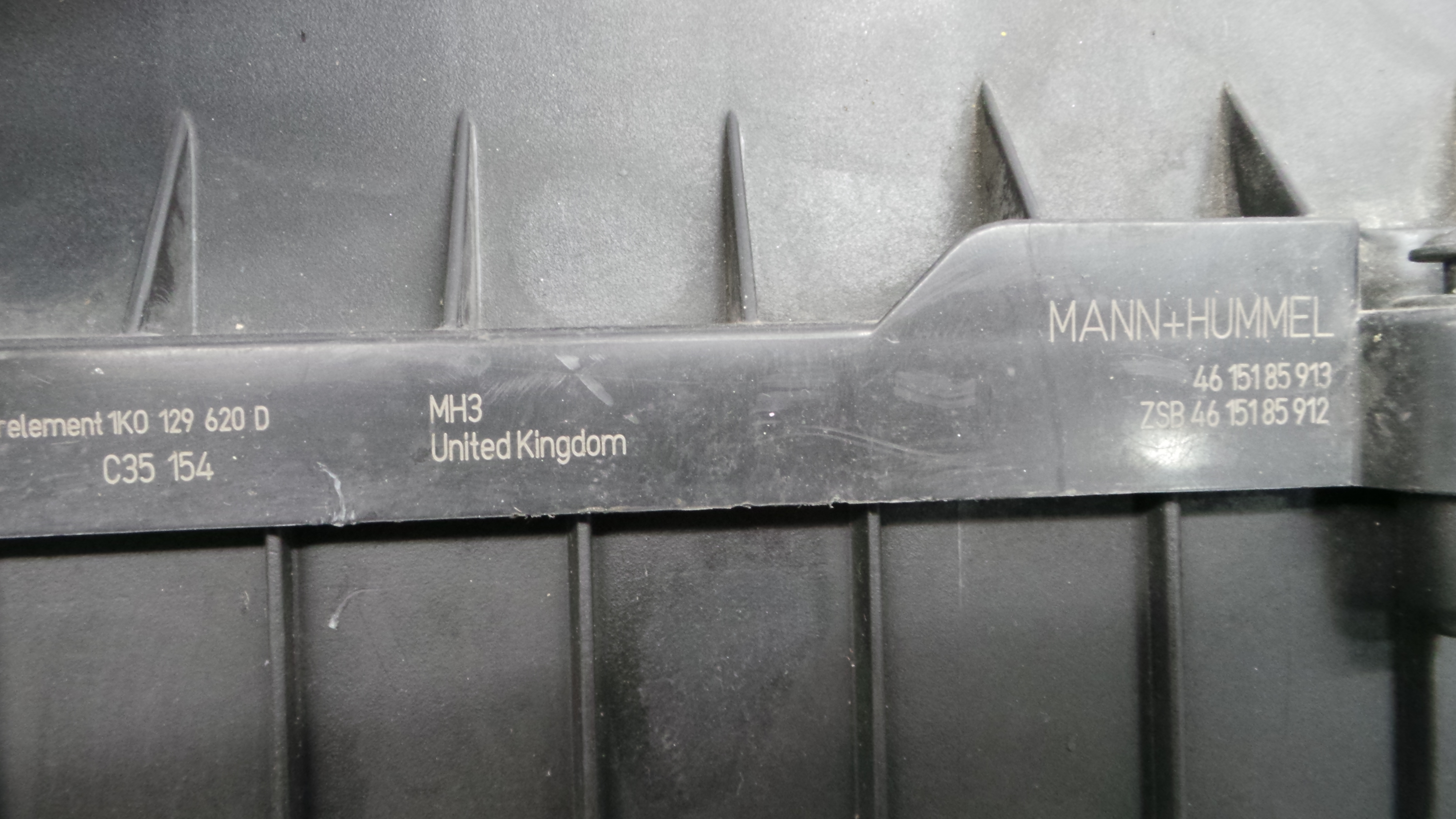 Caixa Filtro de Ar 1K0129607K - VW TOURAN (1T1, 1T2)-33658460