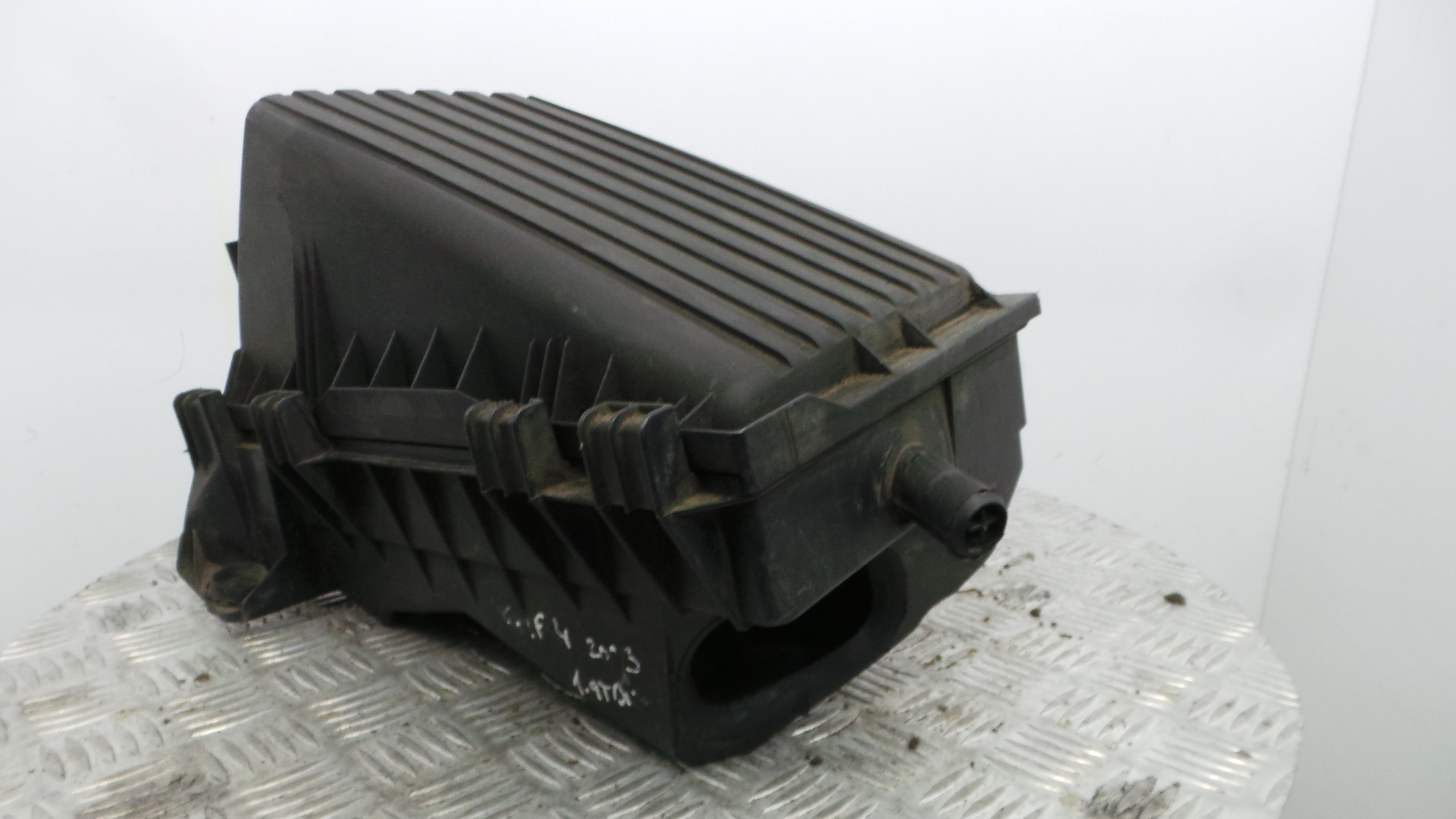 Caixa Filtro de Ar 1J0129607AE - VW GOLF IV (1J1), GOLF Mk IV (1J1)-33658472