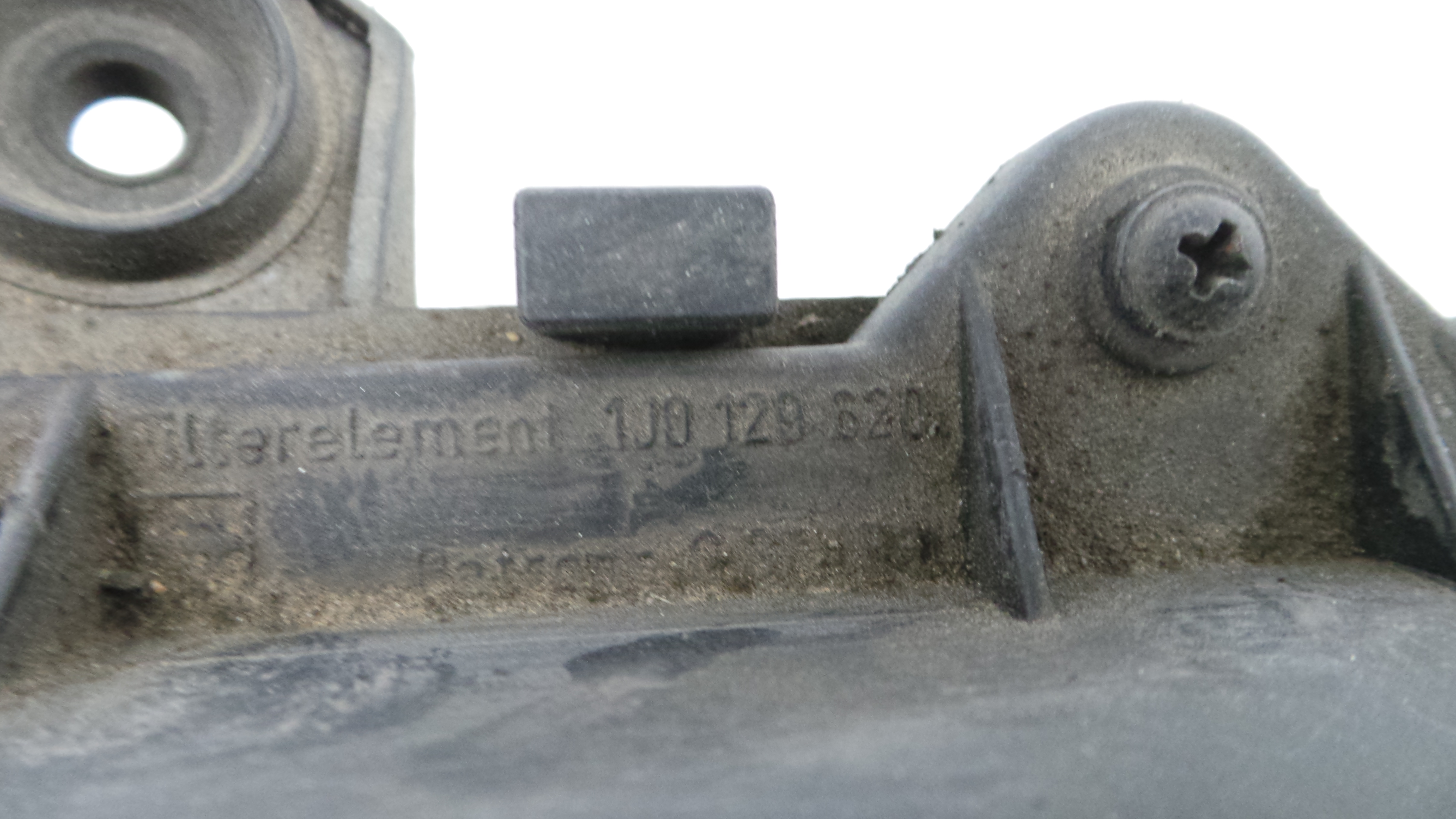 Caixa Filtro de Ar 1J0129607AE - VW GOLF IV (1J1), GOLF Mk IV (1J1)-33658472