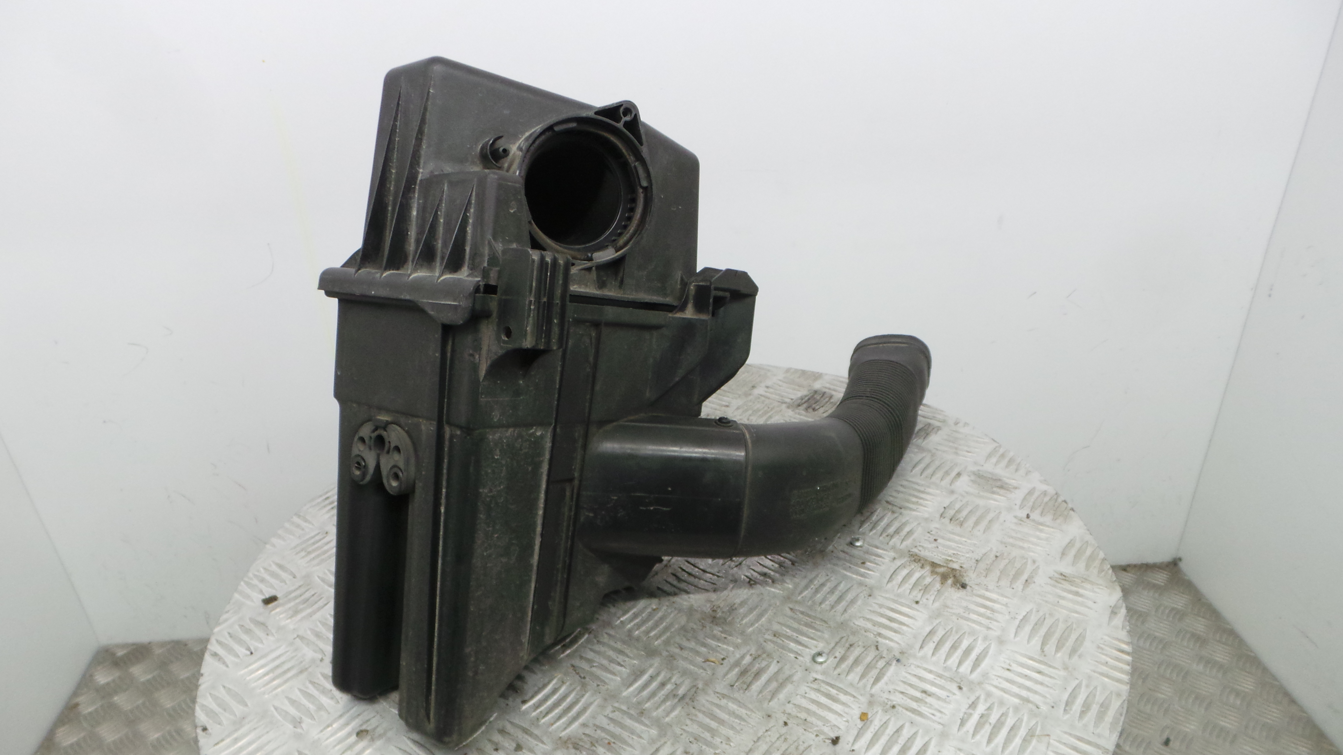 Caixa Filtro de Ar  6Q0129601AR - VW POLO (9N_, 9A_)-33658482