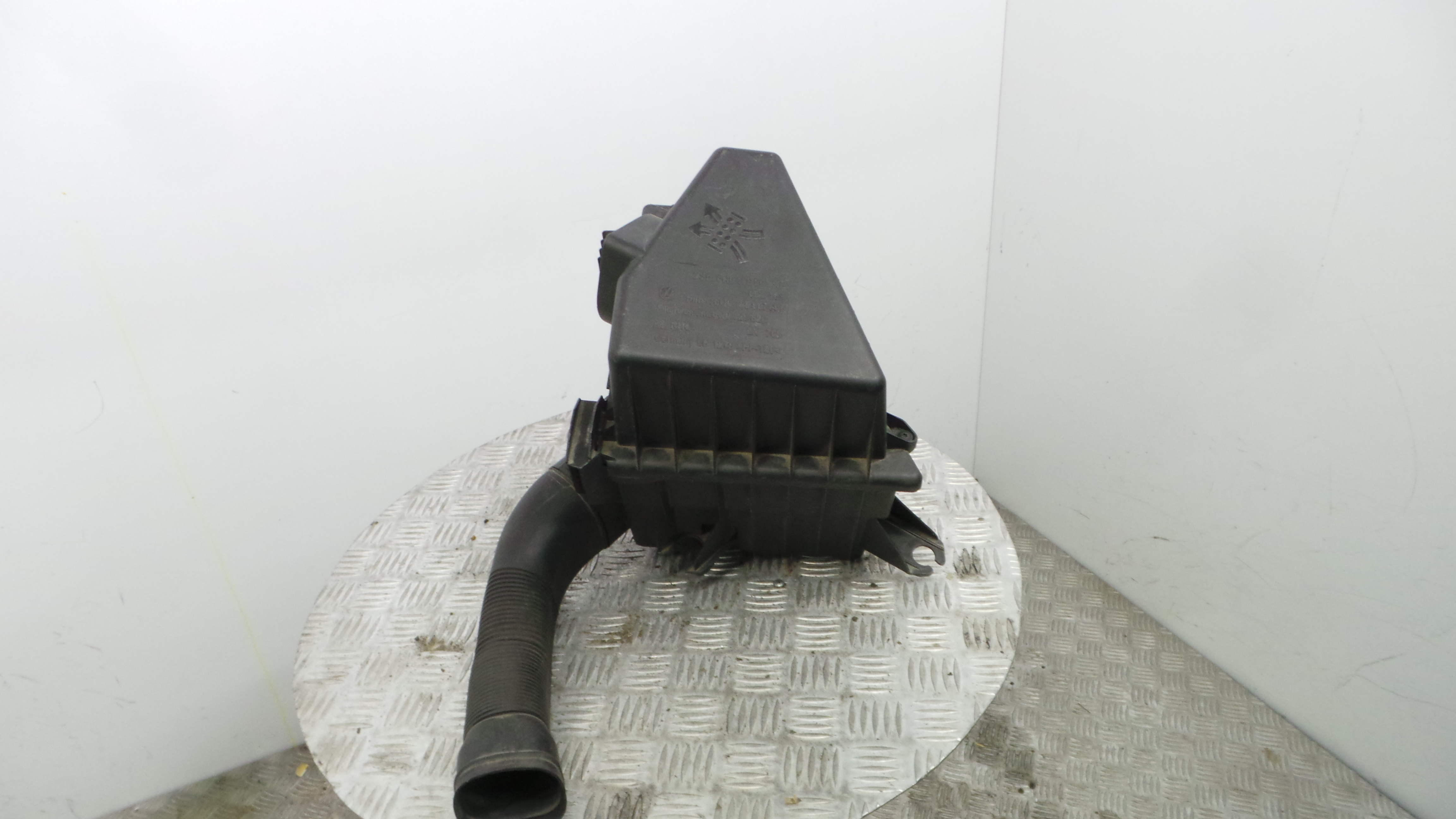 Caixa Filtro de Ar 6Q0129601AR - VW POLO (9N_, 9A_)-33658482