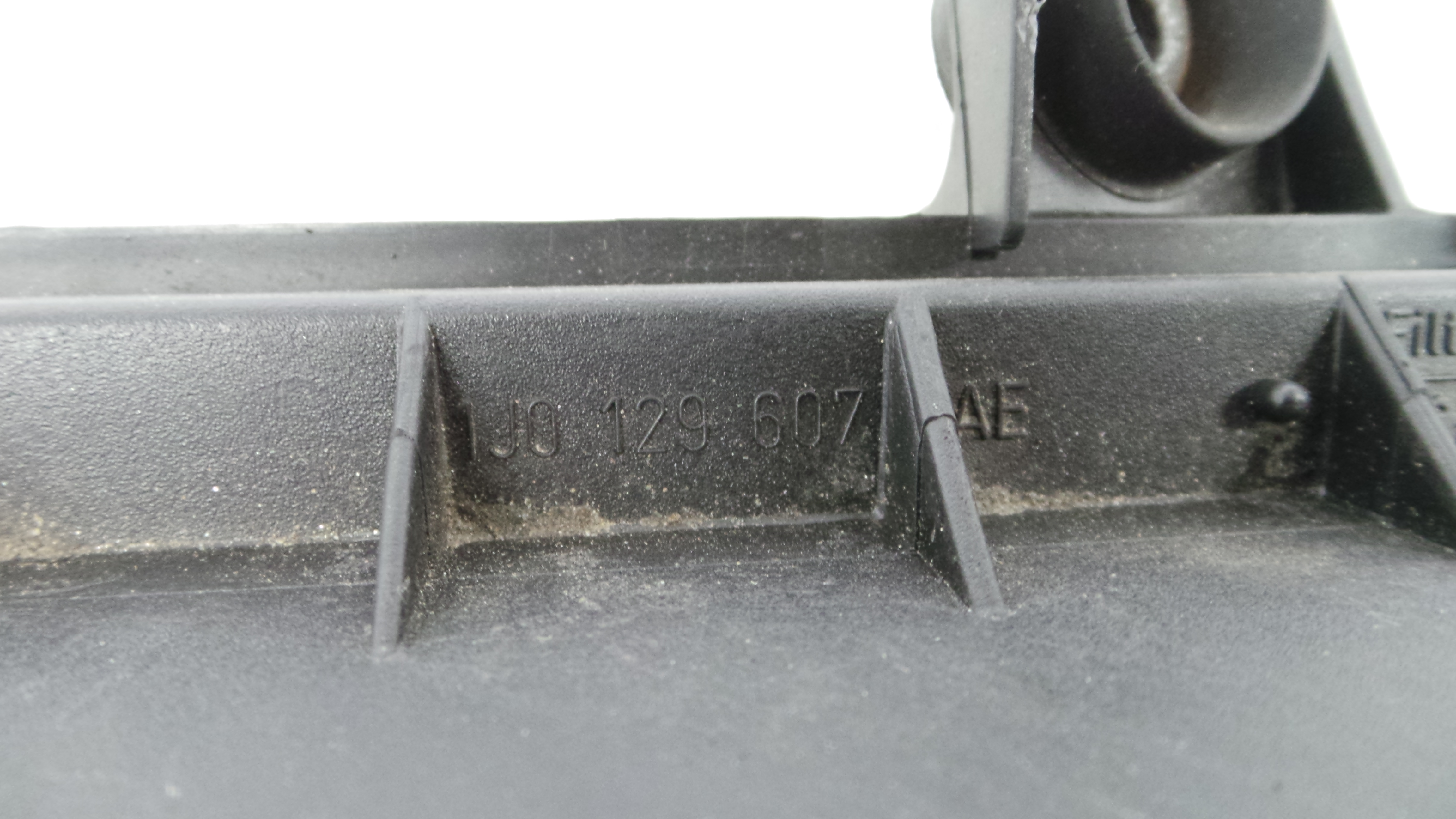 Caixa Filtro de Ar 1J0129607AE - VW GOLF IV (1J1), GOLF Mk IV (1J1)-33658495